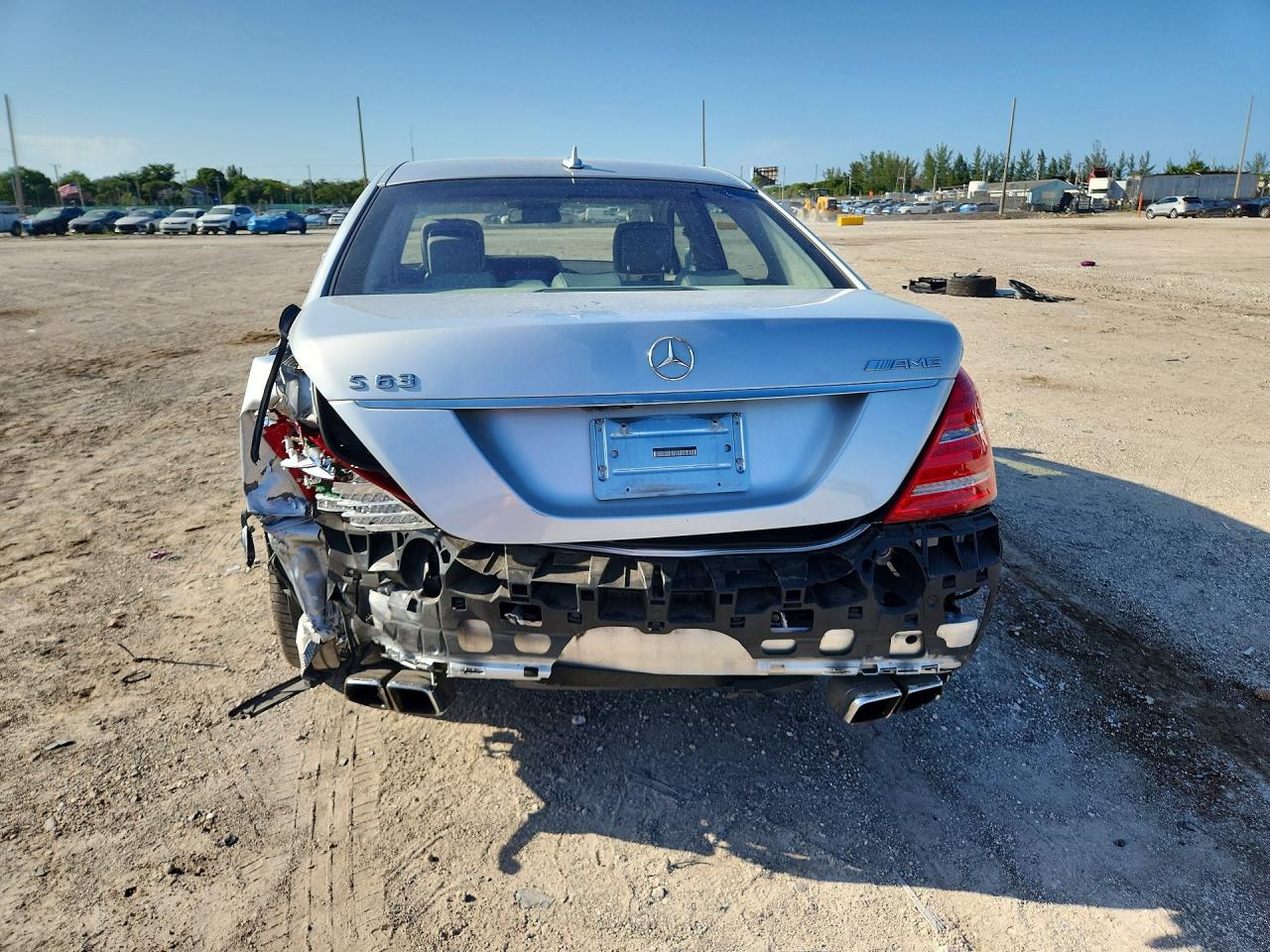 2012 Mercedes-benz S 63 Amg Silver vin: WDDNG7EB8CA445031