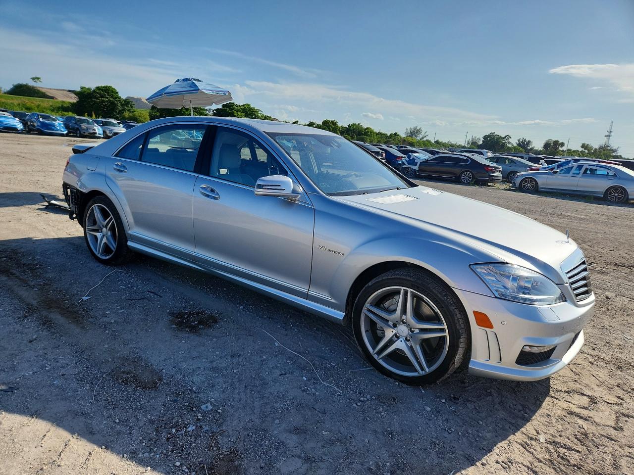 2012 Mercedes-benz S 63 Amg Silver vin: WDDNG7EB8CA445031