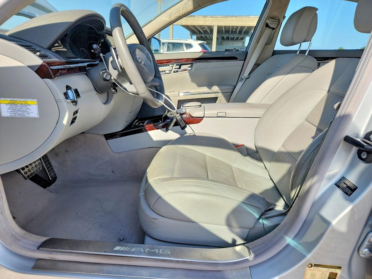 2012 Mercedes-benz S 63 Amg Silver vin: WDDNG7EB8CA445031