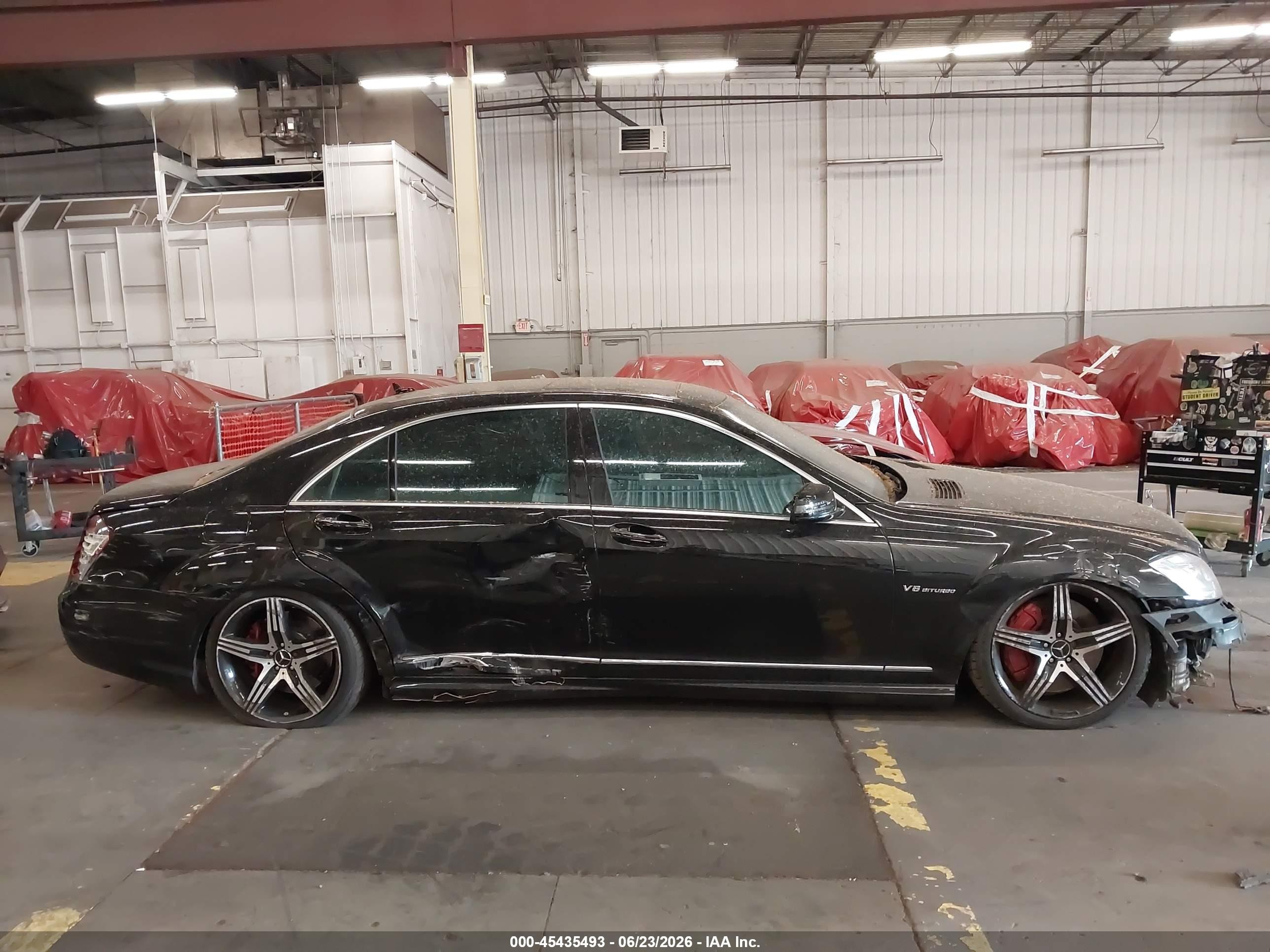 2013 Mercedes-benz S 63 Amg   Черный vin: WDDNG7EB8DA492805