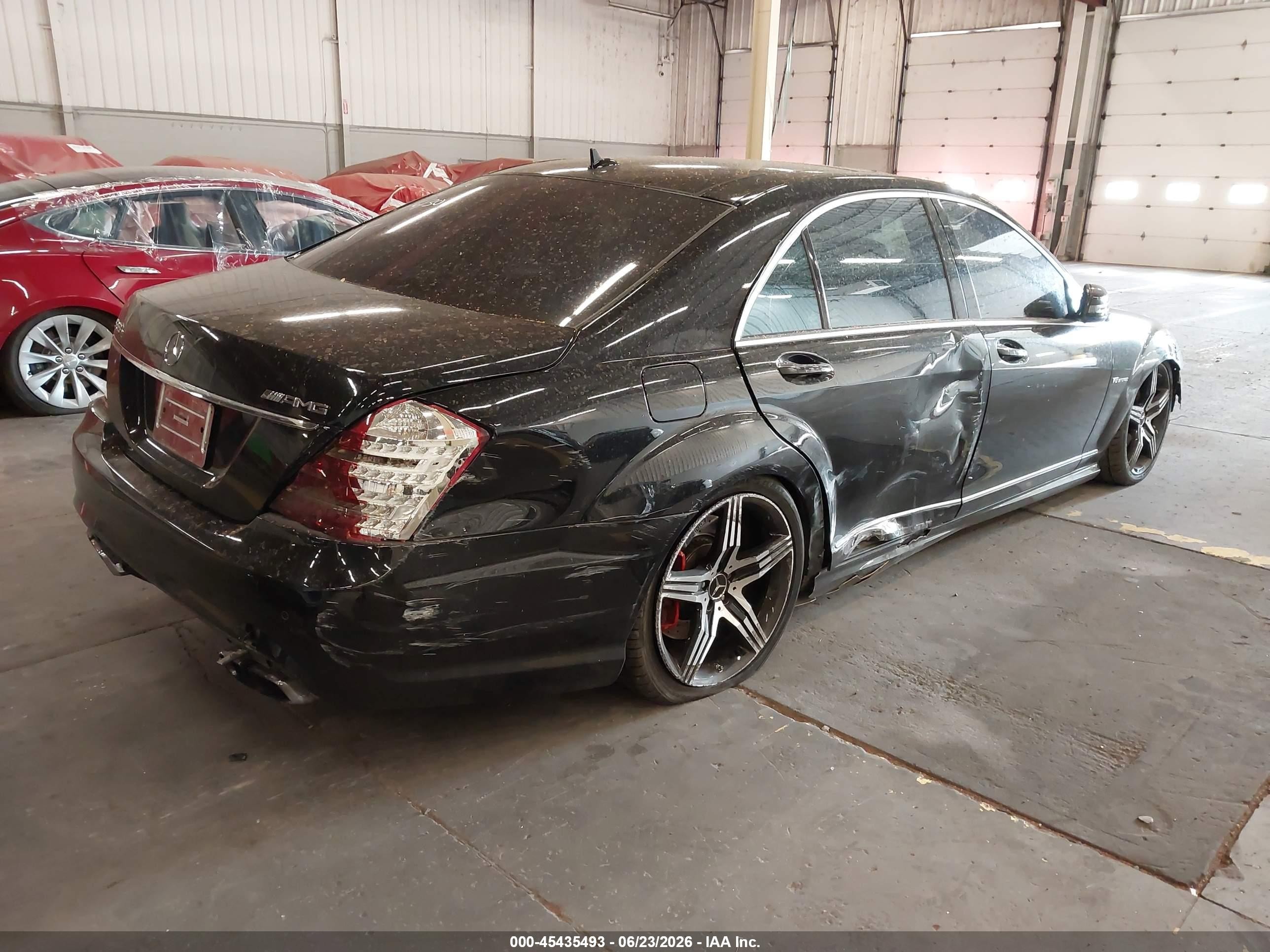 2013 Mercedes-benz S 63 Amg   Черный vin: WDDNG7EB8DA492805