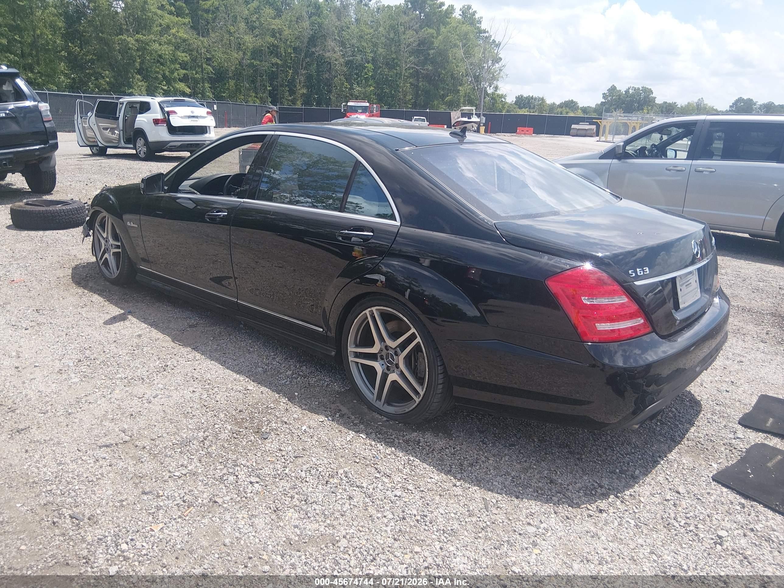 2010 Mercedes-benz S 63 Amg Black vin: WDDNG7HB0AA289138