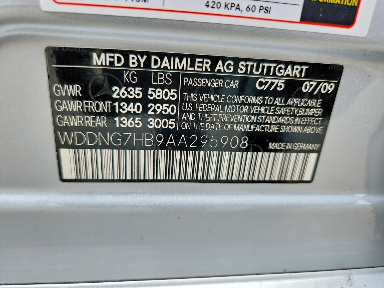2010 Mercedes-benz S 63 Amg Silver vin: WDDNG7HB9AA295908
