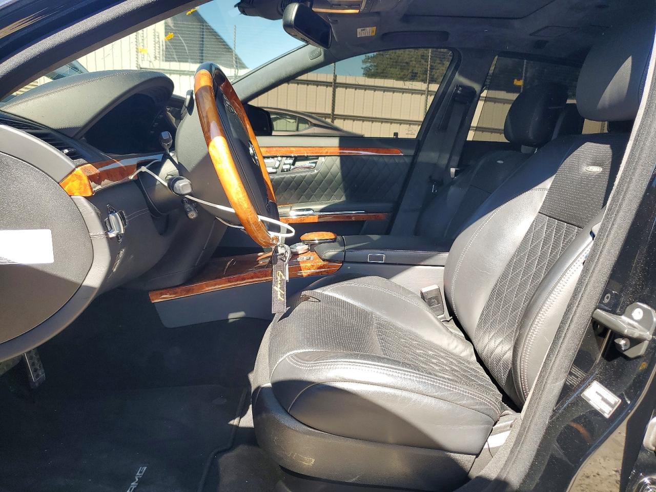 2012 Mercedes-benz S 65 Amg Черный vin: WDDNG7KBXCA429093