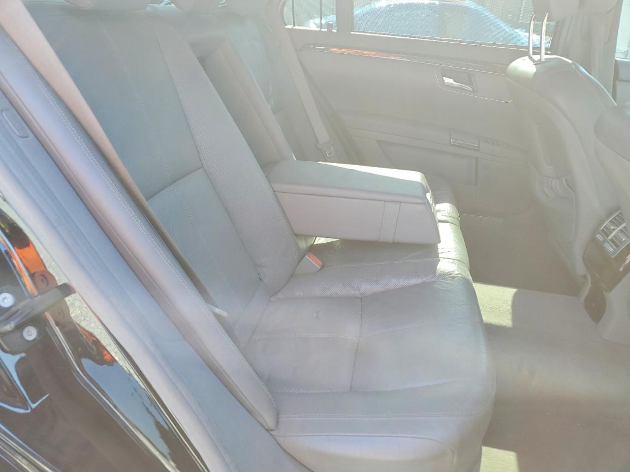 2007 Mercedes-benz S 550 4matic Black vin: WDDNG86X07A104955