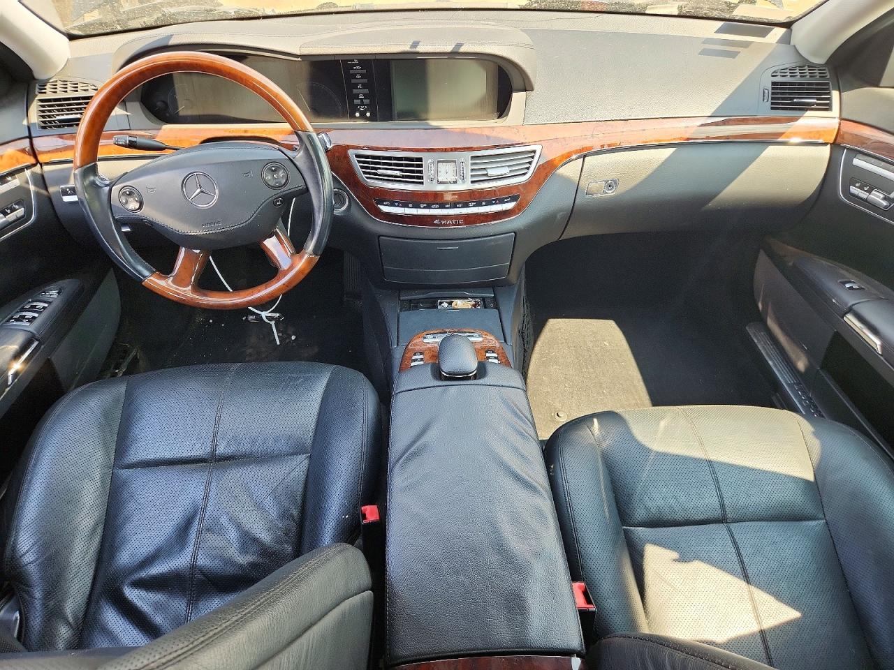 2009 Mercedes-benz S 550 4matic Black vin: WDDNG86X19A242829