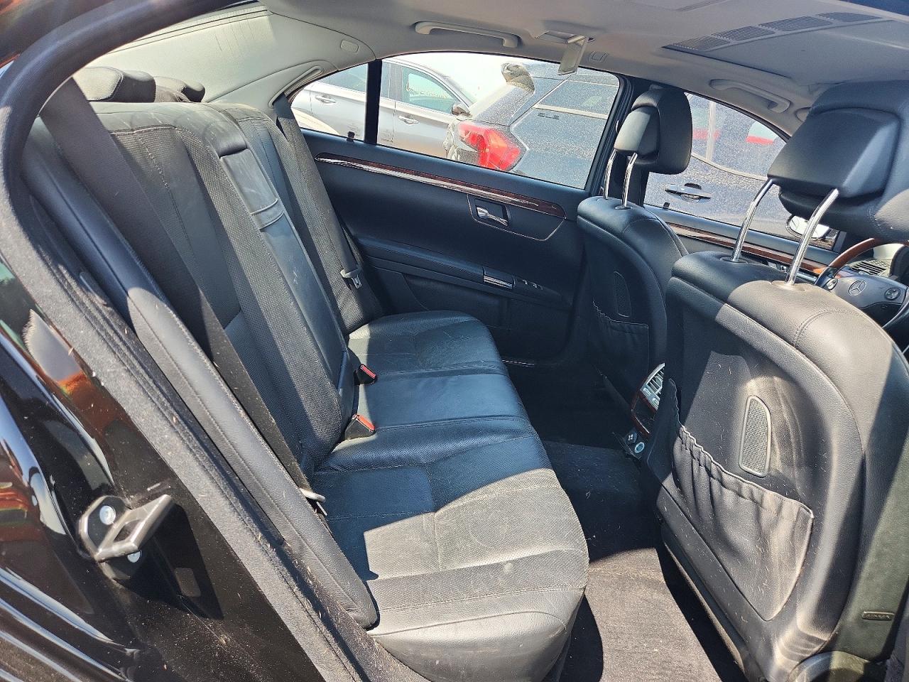 2009 Mercedes-benz S 550 4matic Black vin: WDDNG86X19A242829