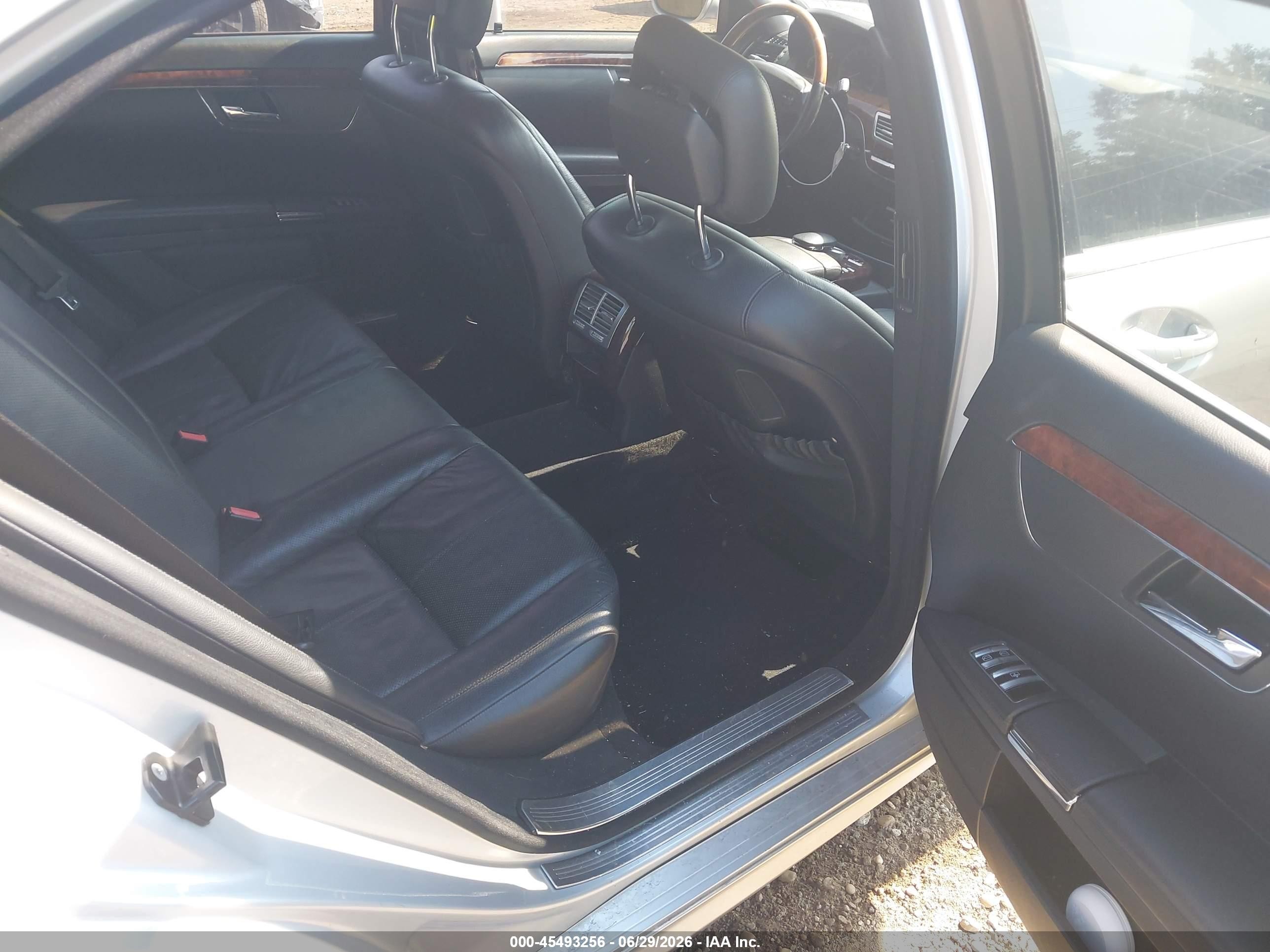 2008 Mercedes-benz S 550 4matic Gray vin: WDDNG86X28A175141