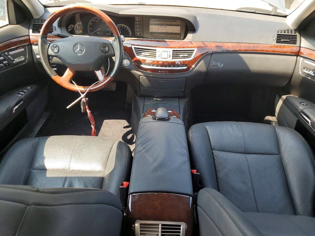 2009 Mercedes-benz S 550 4matic Blue vin: WDDNG86X29A248591