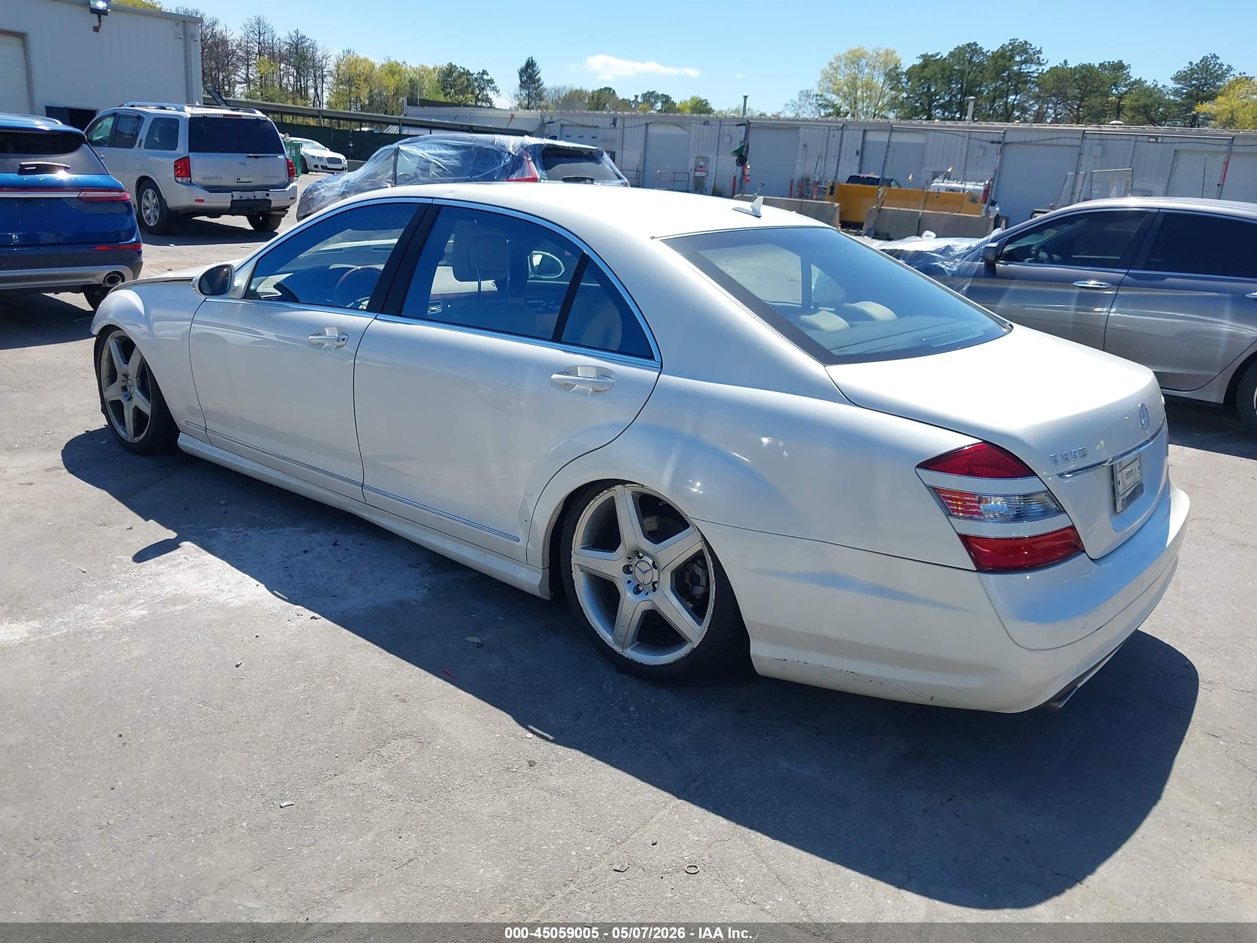 2009 Mercedes-benz S 550 4matic Белый vin: WDDNG86X29A270767