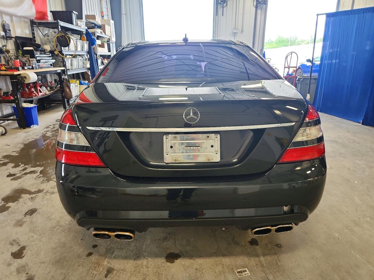 2009 Mercedes-benz S550 Black vin: WDDNG86X29A284720