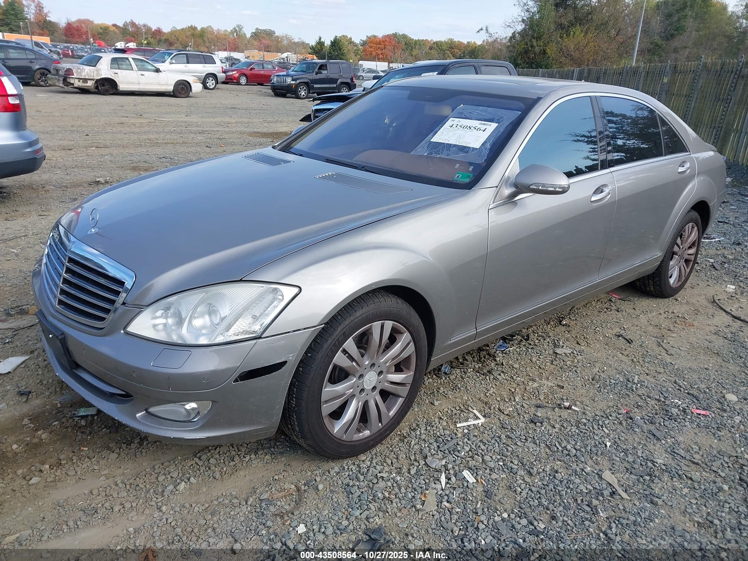 2009 Mercedes-benz S 550 4matic Золотой vin: WDDNG86X39A246333