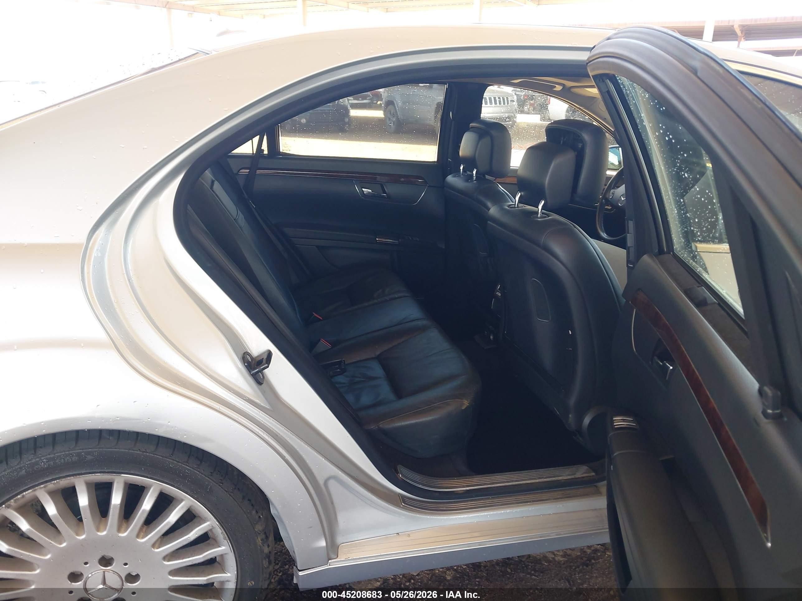 2007 Mercedes-benz S 550 4matic Gray vin: WDDNG86X47A116560