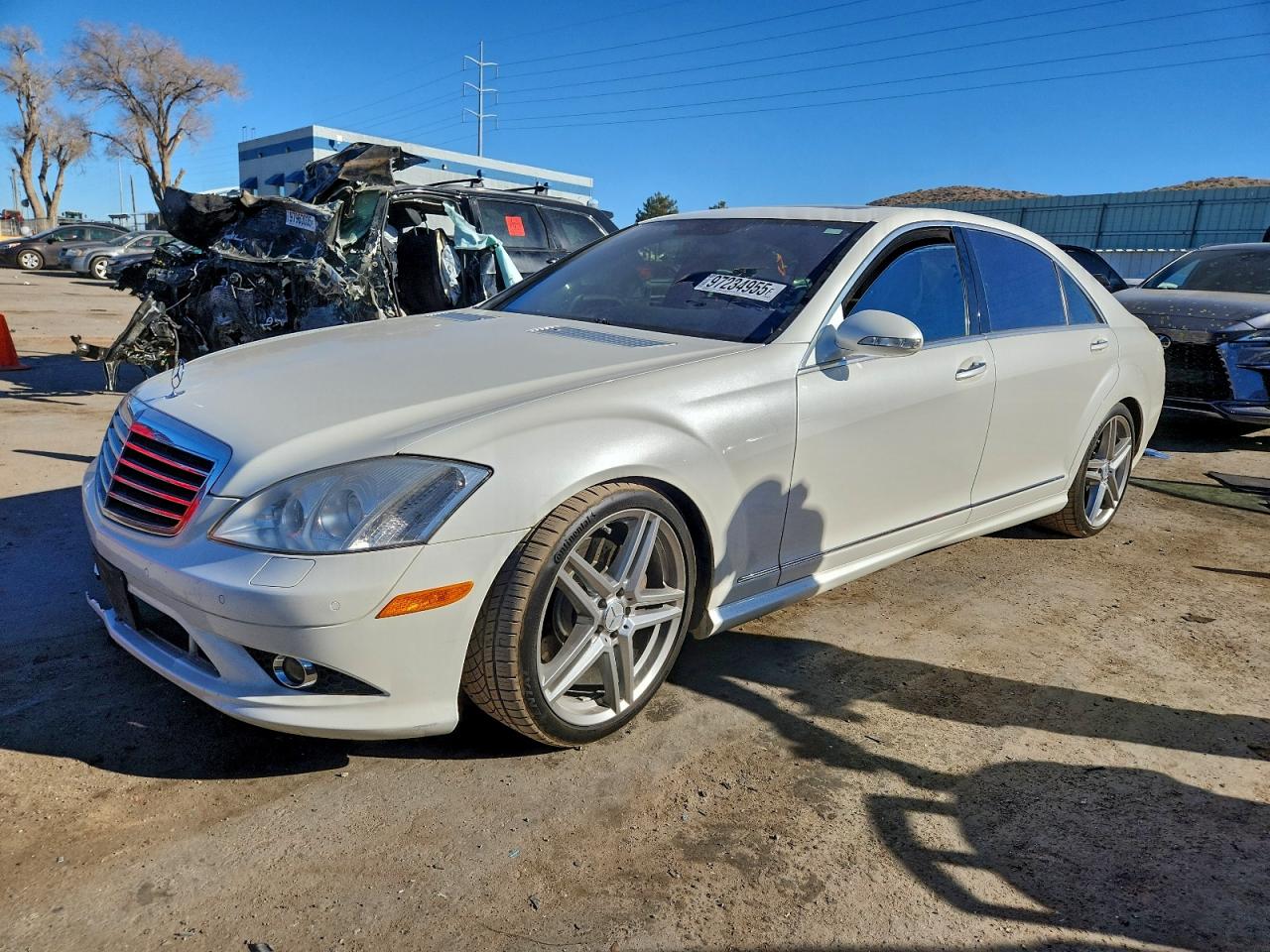 2009 Mercedes-benz S 550 4matic White vin: WDDNG86X49A261312