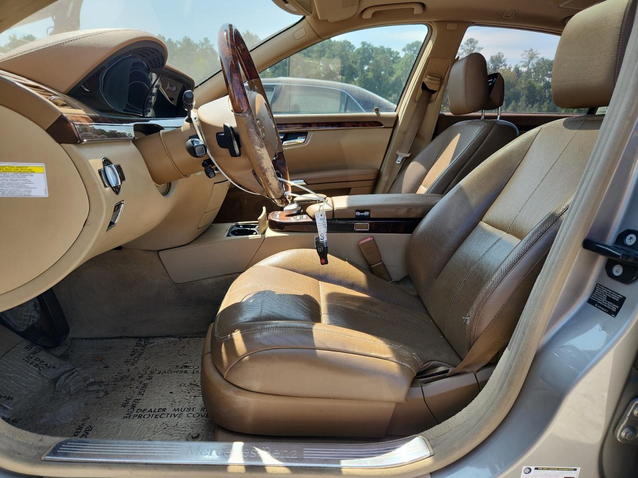 2009 Mercedes-benz S 550 4matic Silver vin: WDDNG86X49A263268
