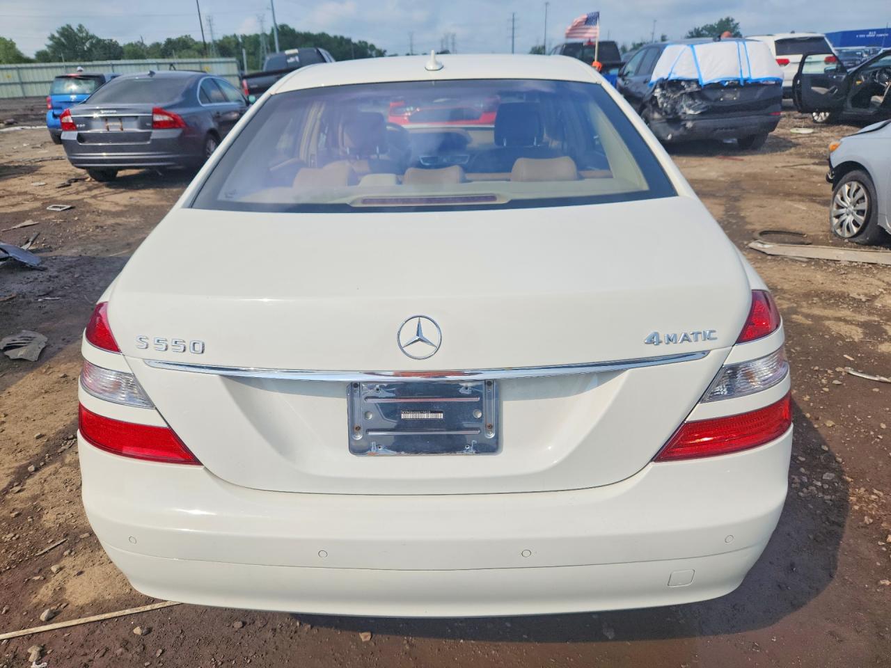 2008 Mercedes-benz S 550 4matic White vin: WDDNG86X68A194033