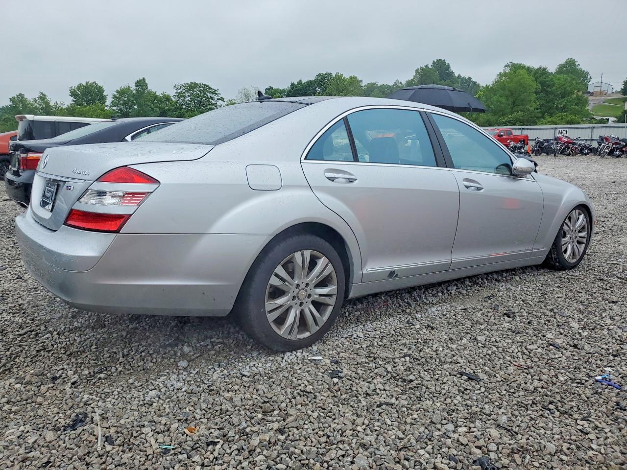 2009 Mercedes-benz S 550 4matic Silver vin: WDDNG86X69A244687