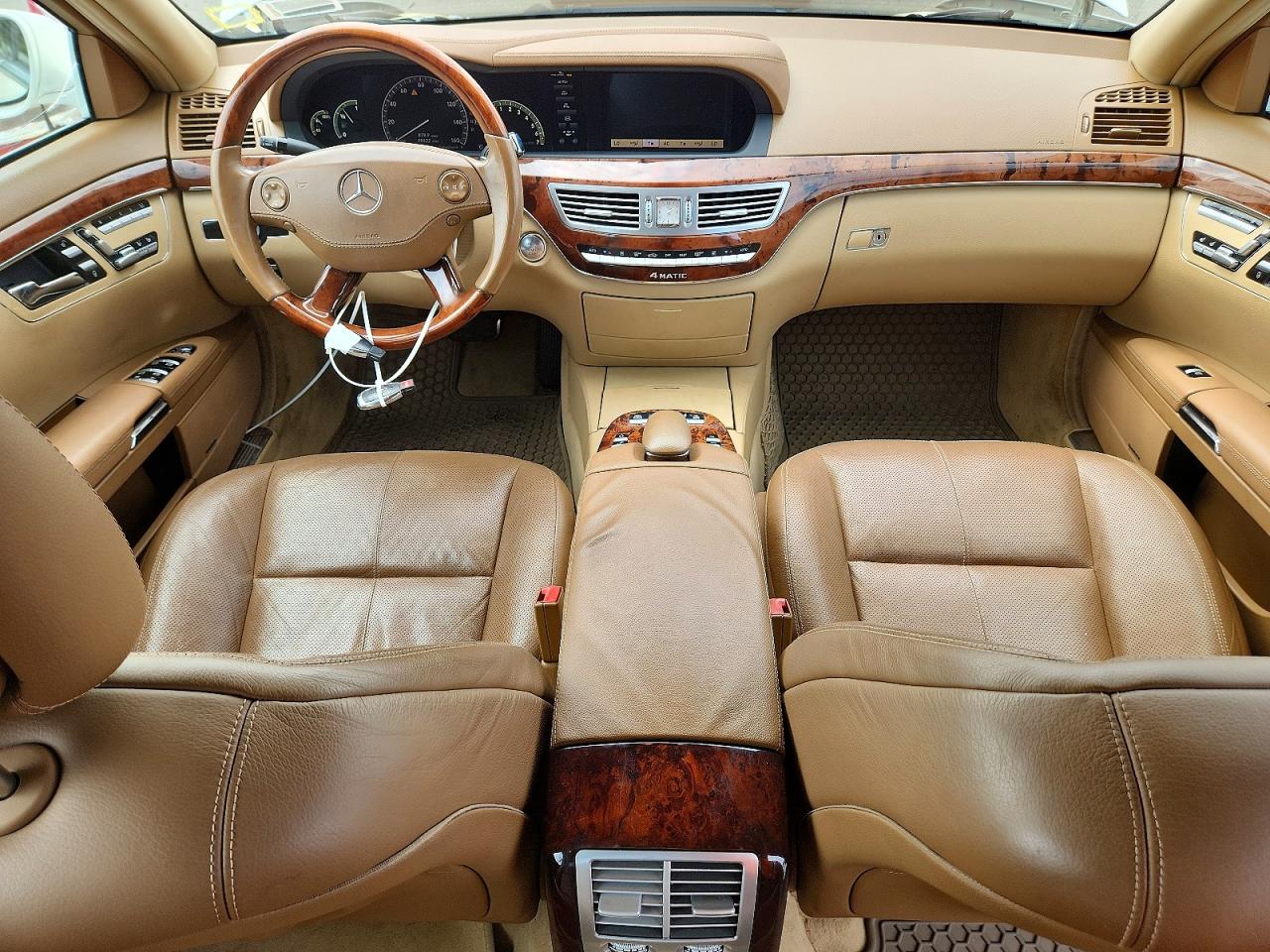 2009 Mercedes-benz S 550 4matic White vin: WDDNG86X79A256623