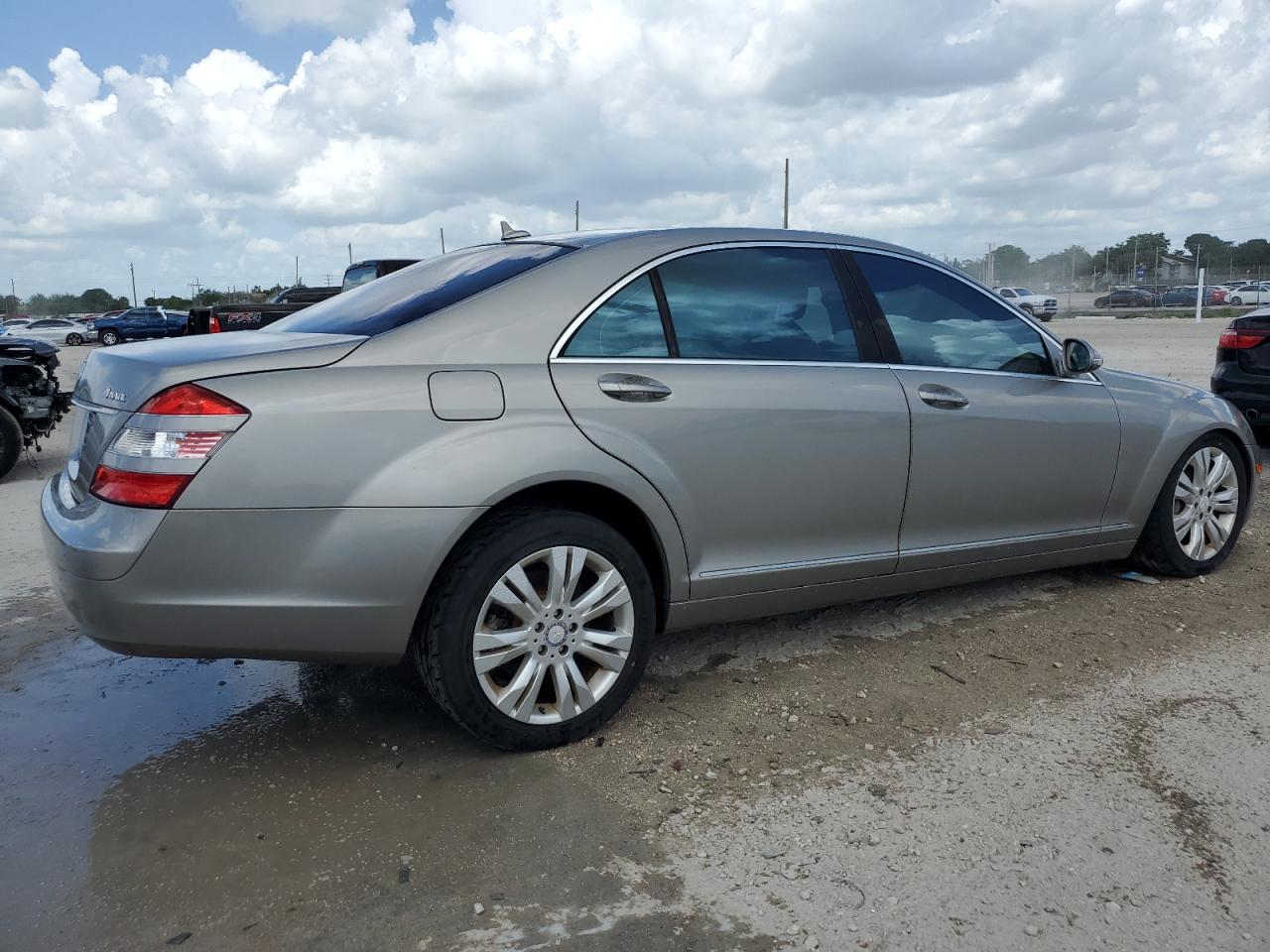 2009 Mercedes-benz S 550 4matic Tan vin: WDDNG86X79A265340
