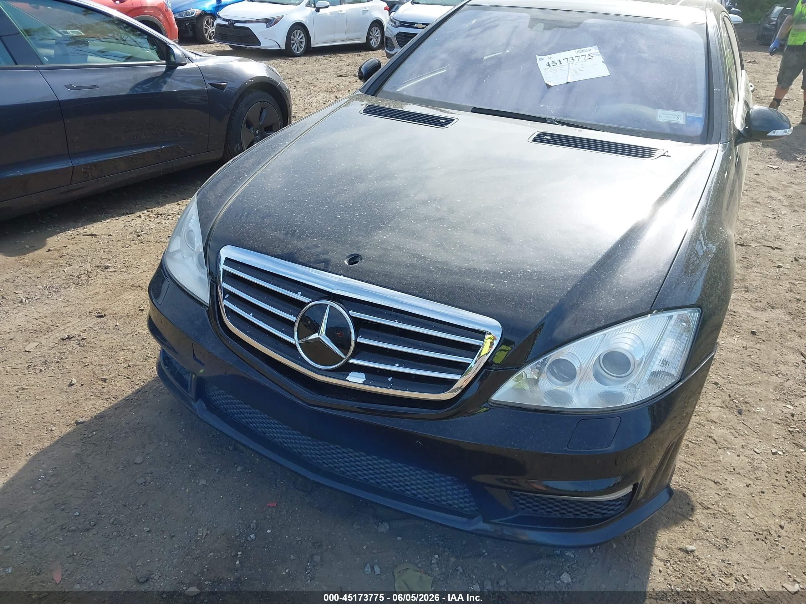 2008 Mercedes-benz S 550 4matic Black vin: WDDNG86X88A216081