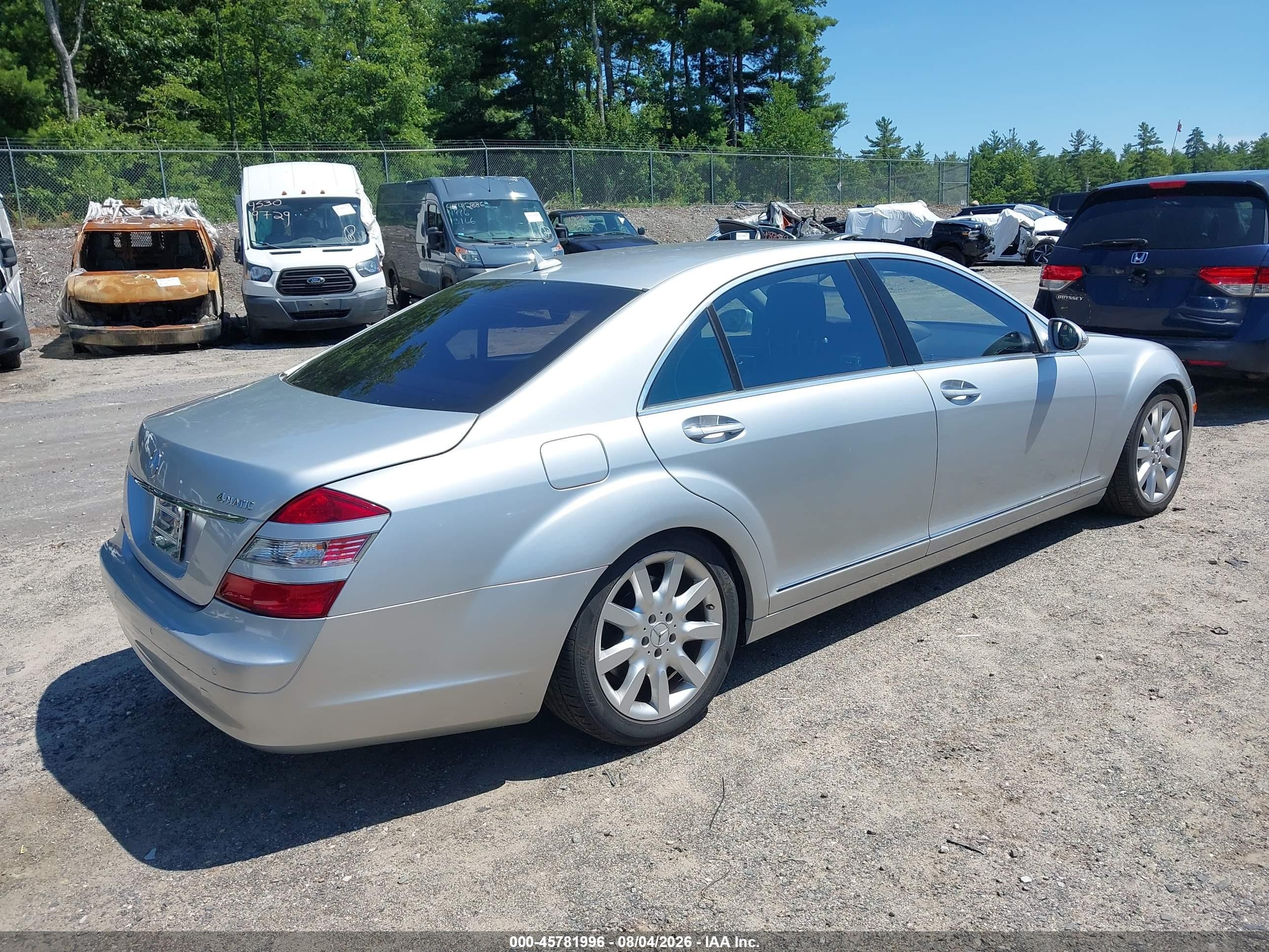 2007 Mercedes-benz S 550 4matic Серебряный vin: WDDNG86X97A138974