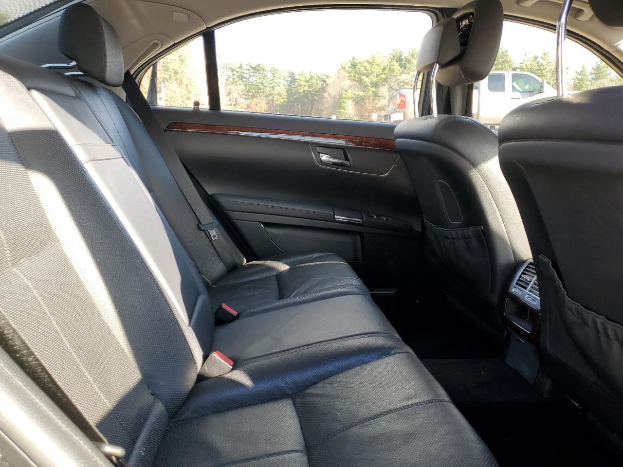 2009 Mercedes-benz S 550 4matic Purple vin: WDDNG86X99A247860