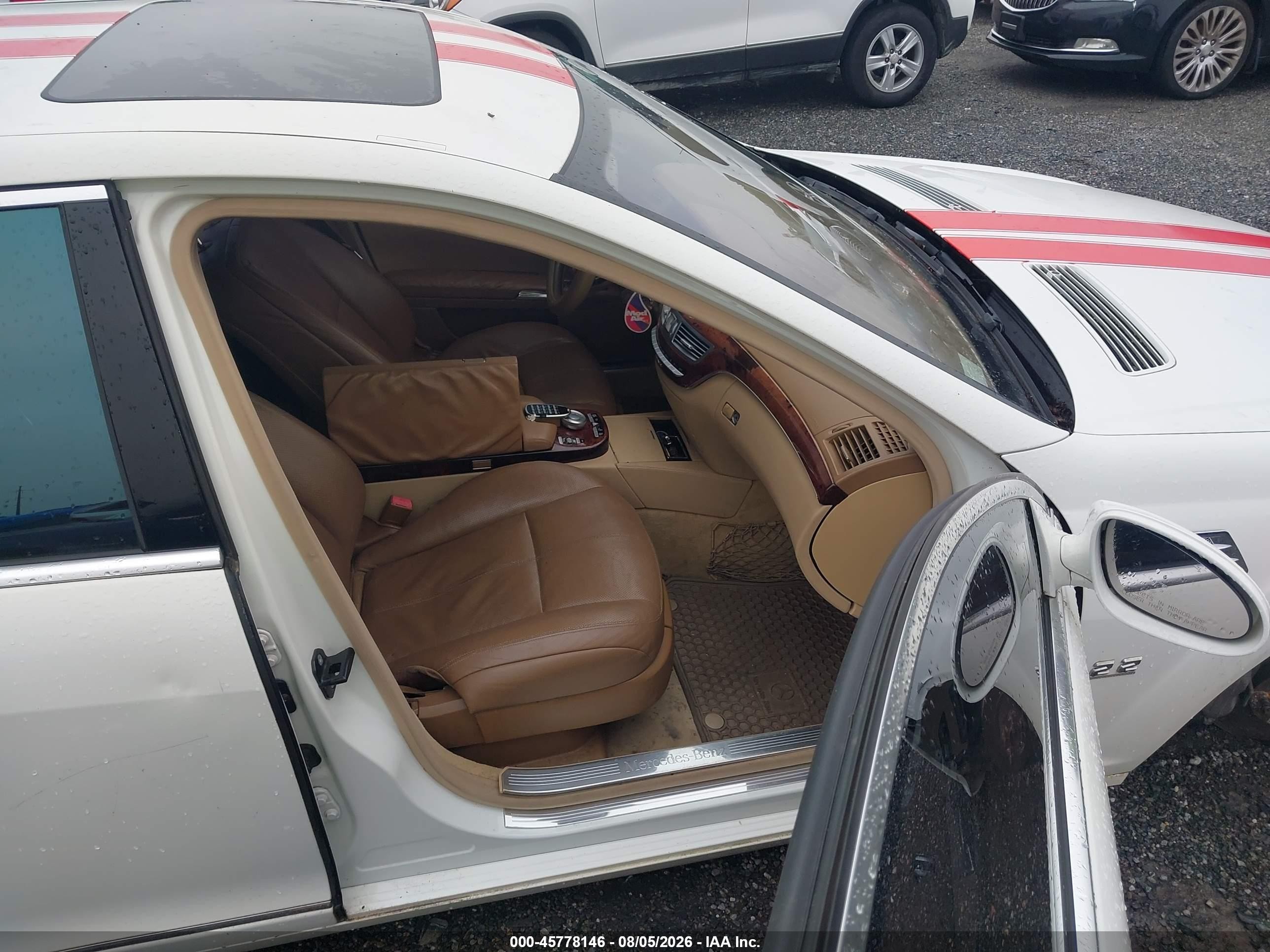 2008 Mercedes-benz S 550 4matic White vin: WDDNG86XX8A196559