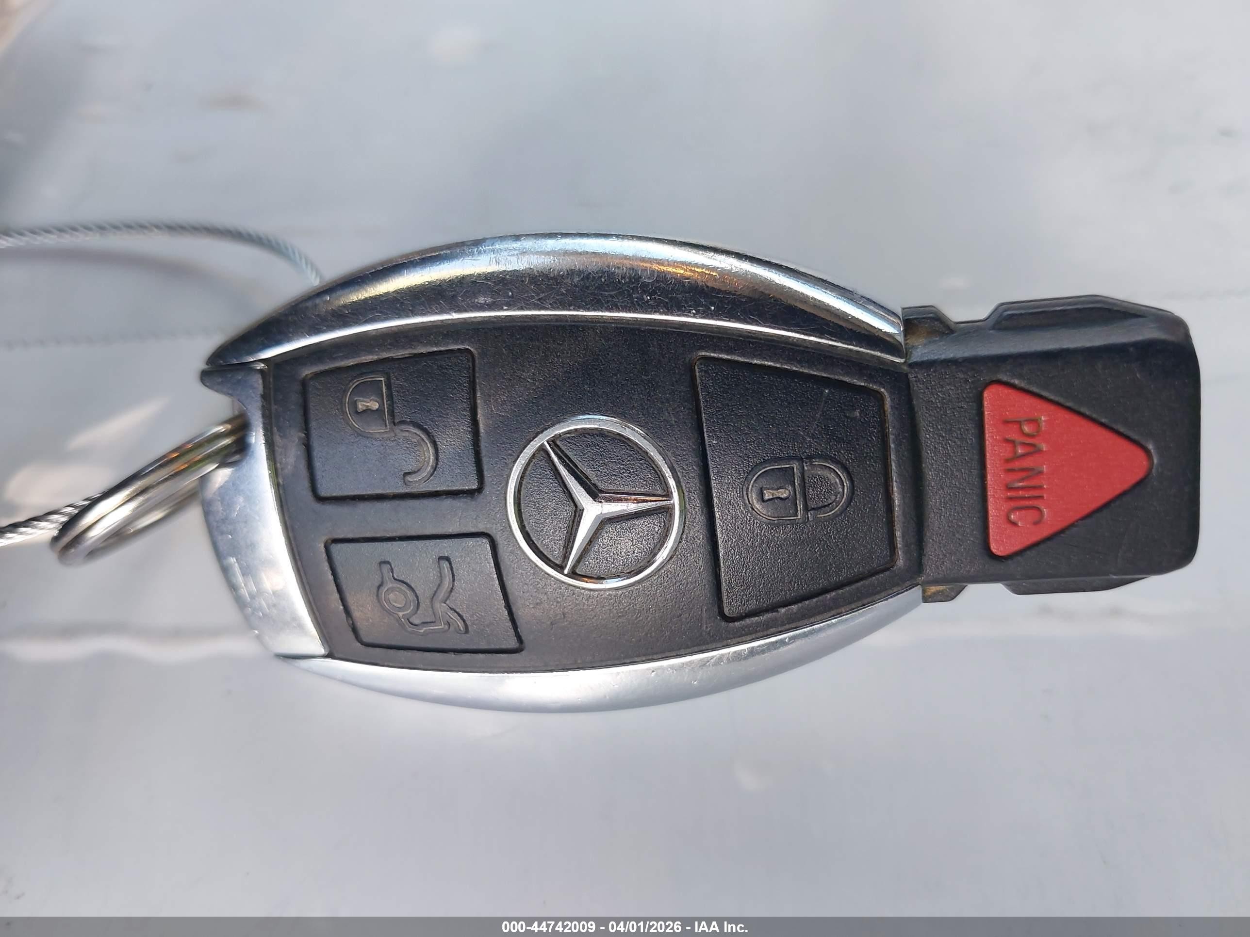 2012 Mercedes-benz S 350 Bluetec 4matic Silver vin: WDDNG8DB0CA420972