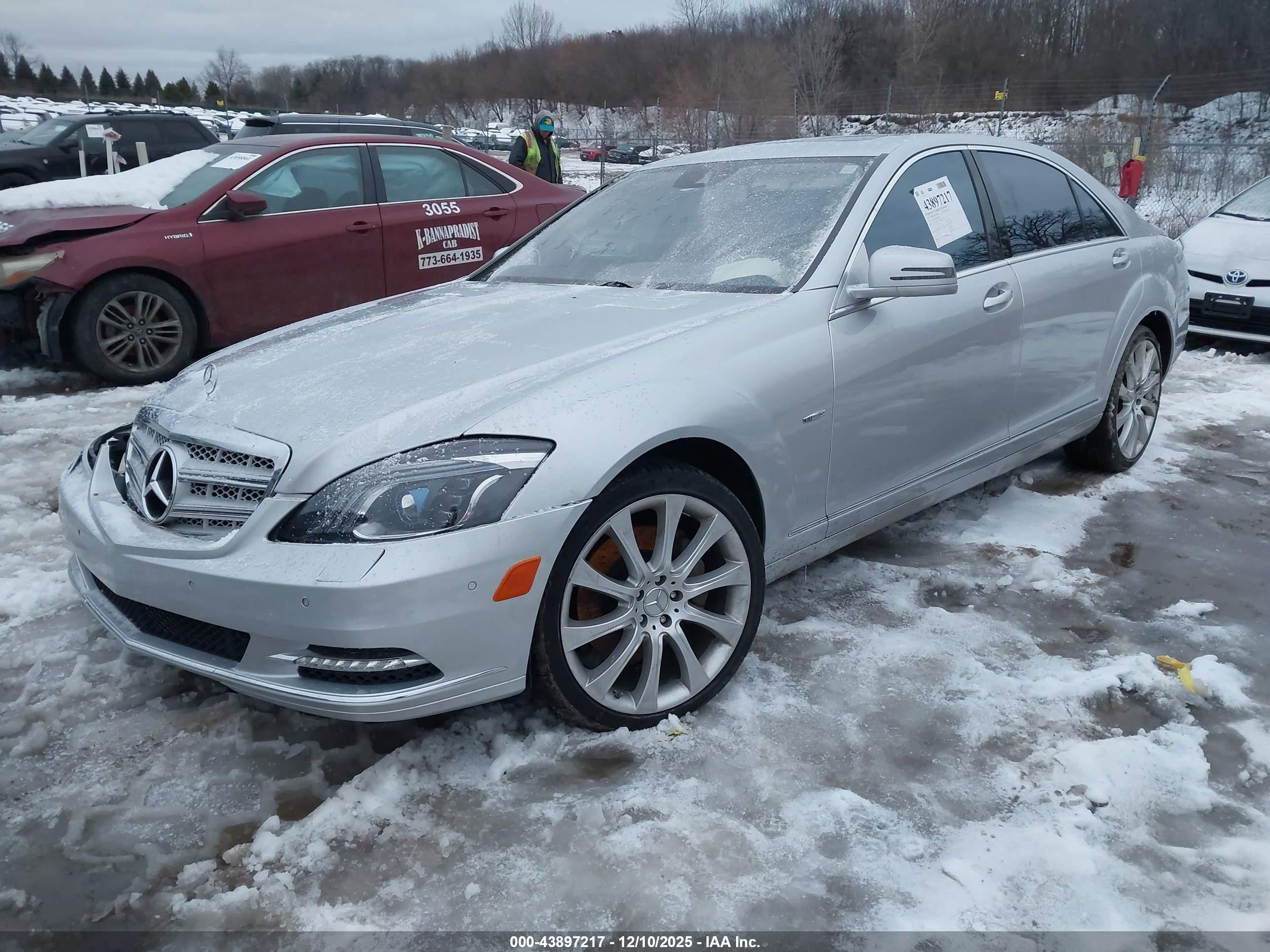 2012 Mercedes-benz S 350 Bluetec 4matic Silver vin: WDDNG8DBXCA426987