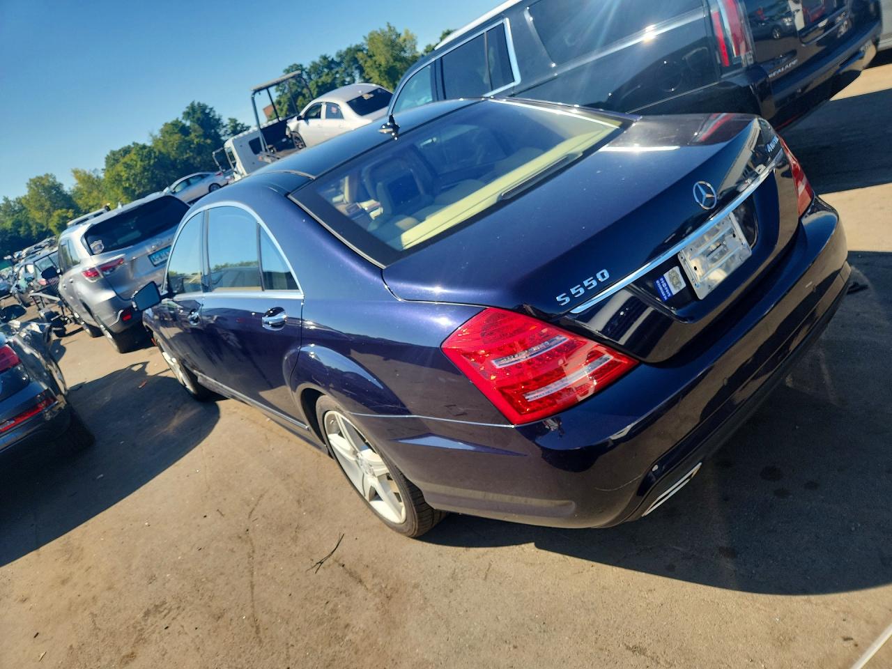 2010 Mercedes-benz S 550 4matic Blue vin: WDDNG8GB7AA333689