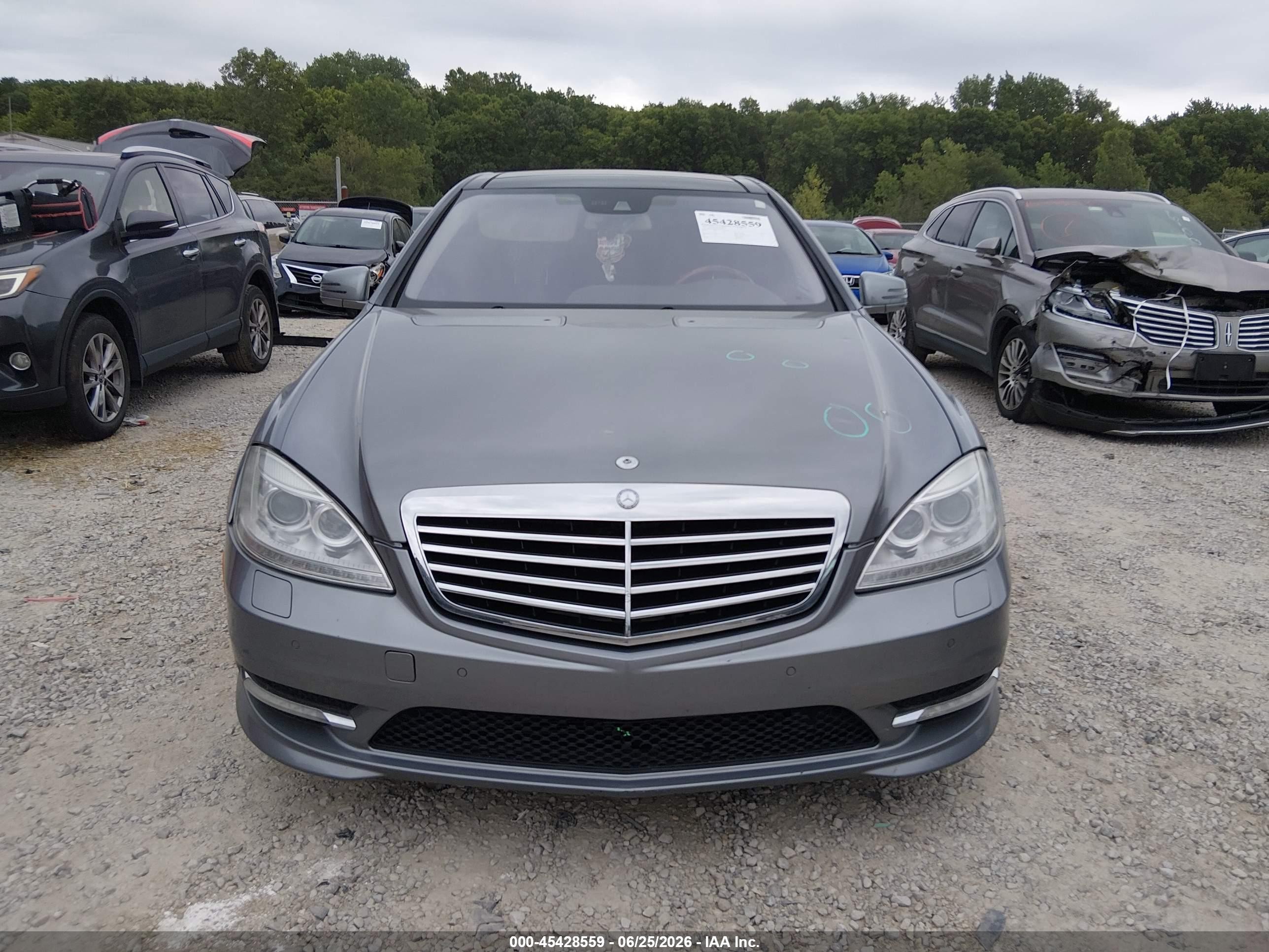 2012 Mercedes-benz S 550 4matic Gray vin: WDDNG9EB0CA420054