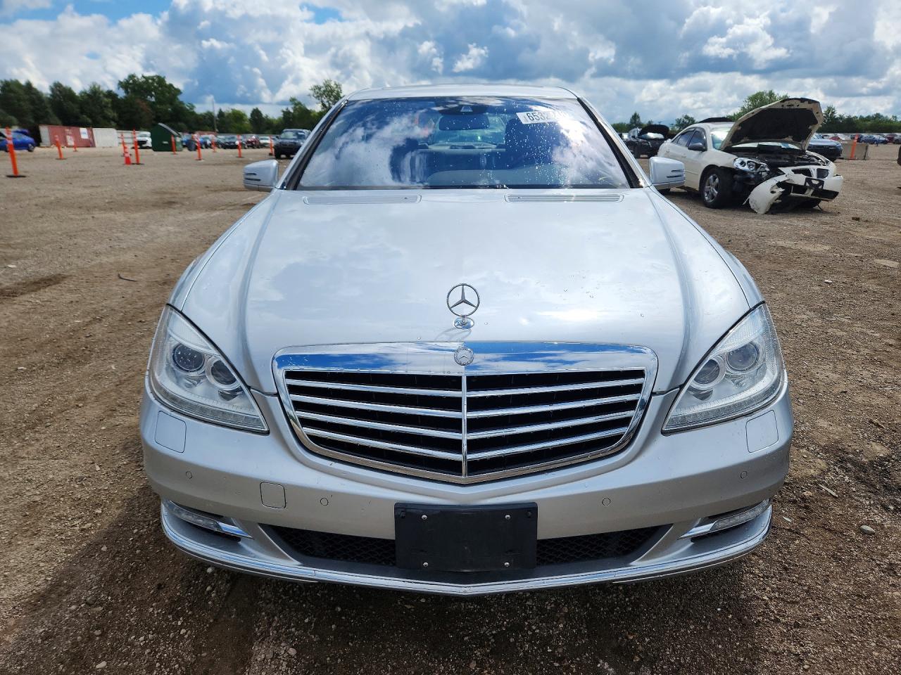 2012 Mercedes-benz S 550 4matic Серебряный vin: WDDNG9EB0CA469304