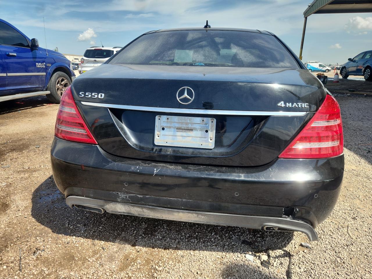 2013 Mercedes-benz S 550 4matic Black vin: WDDNG9EB0DA512430 Damage: Deck Lid, Dent(S) W/ Paint Dmg, 1 To 2 Inches