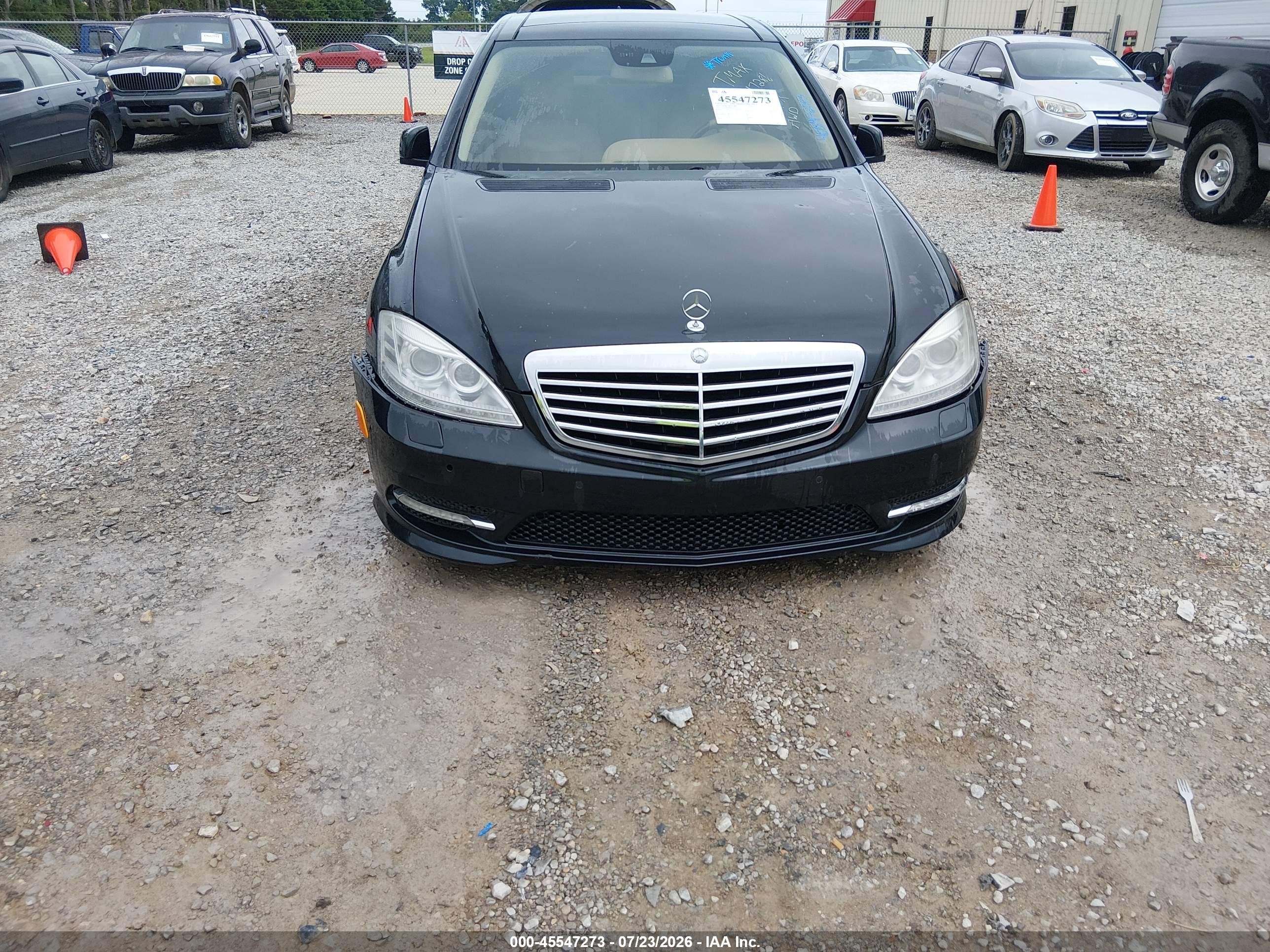 2013 Mercedes-benz S 550 4matic Серый vin: WDDNG9EB0DA517286