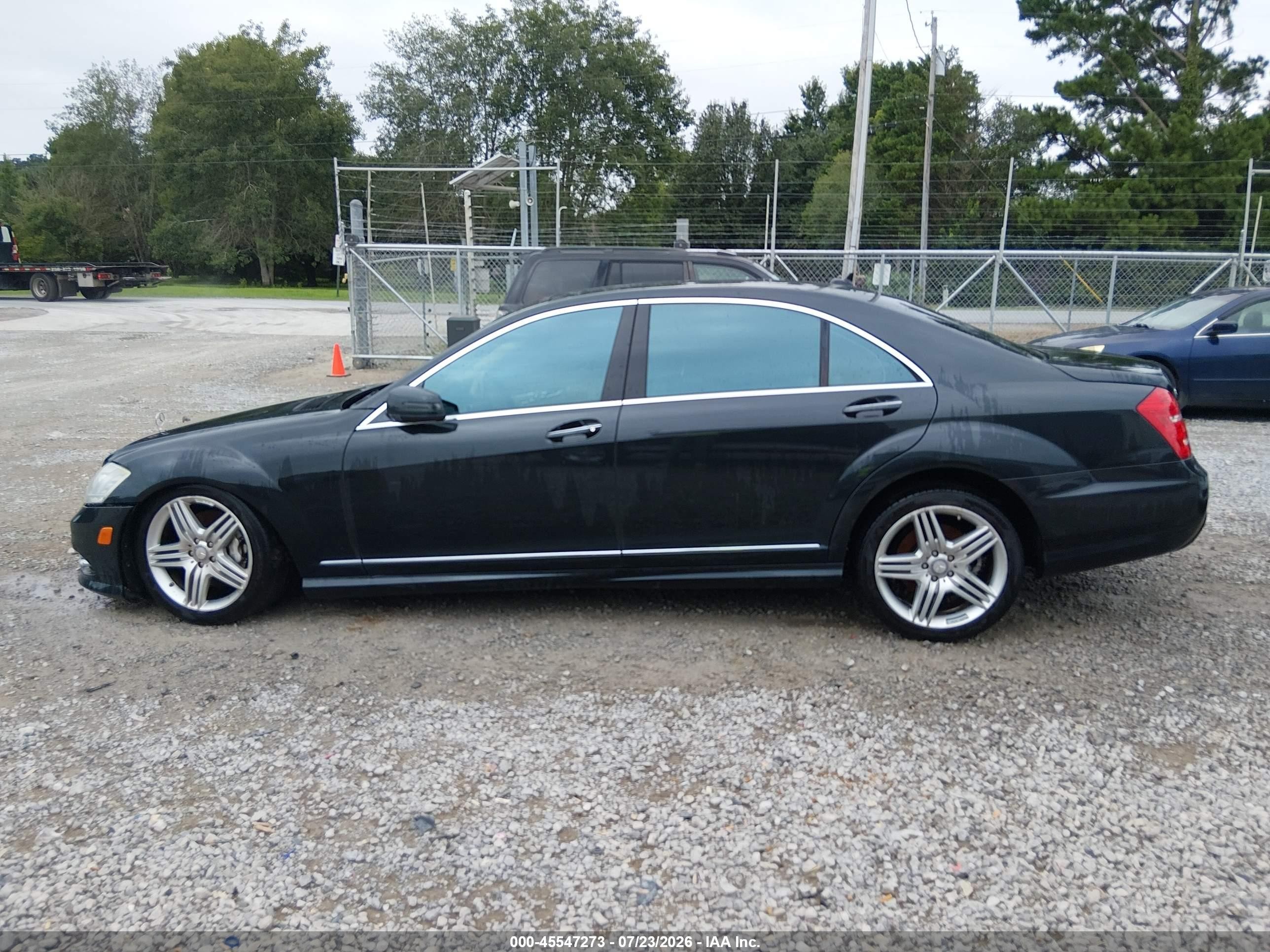 2013 Mercedes-benz S 550 4matic Серый vin: WDDNG9EB0DA517286