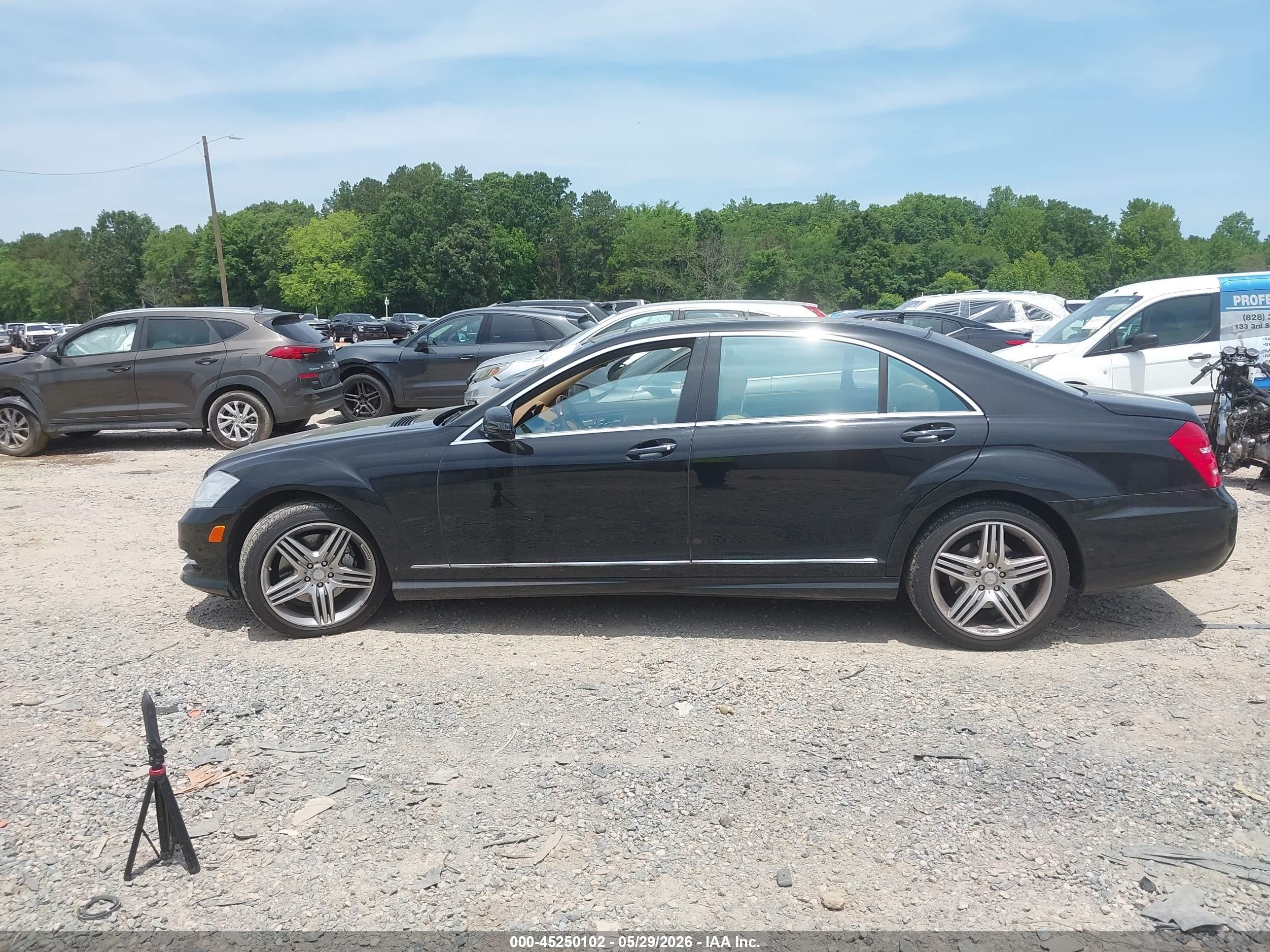 2013 Mercedes-benz S 550 4matic Black vin: WDDNG9EB0DA526845