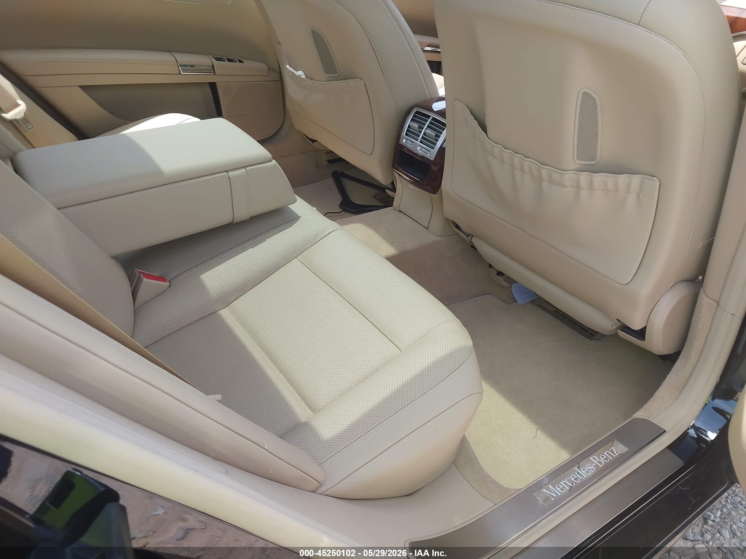 2013 Mercedes-benz S 550 4matic Black vin: WDDNG9EB0DA526845