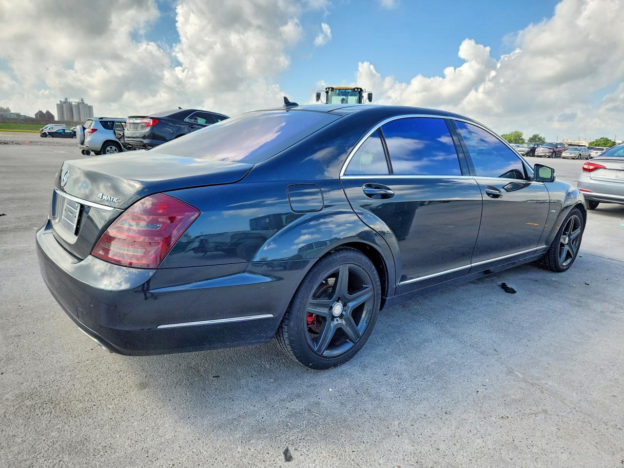 2012 Mercedes-benz S 550 4matic Blue vin: WDDNG9EB1CA436313