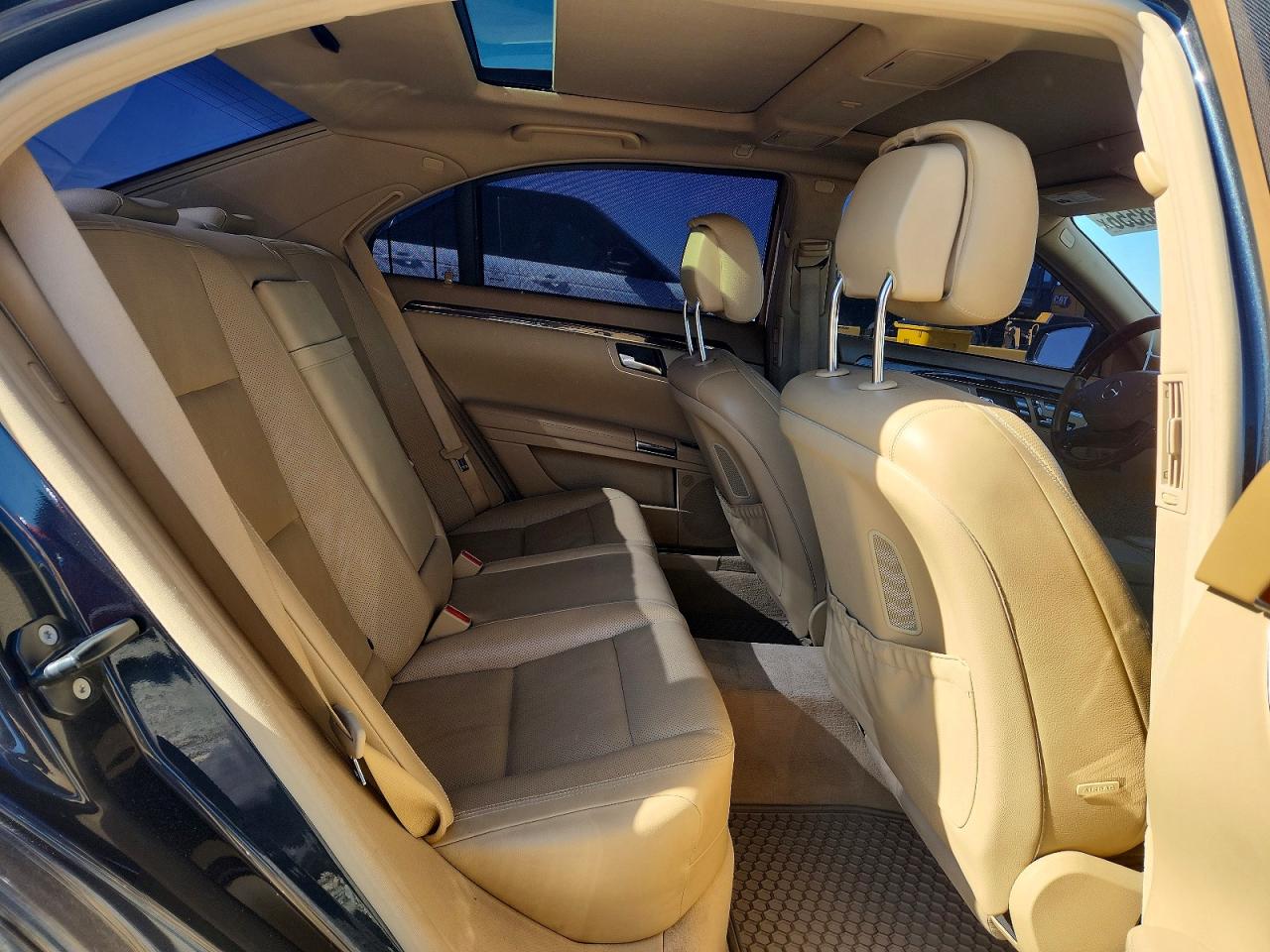 2012 Mercedes-benz S 550 4matic Black vin: WDDNG9EB2CA438295