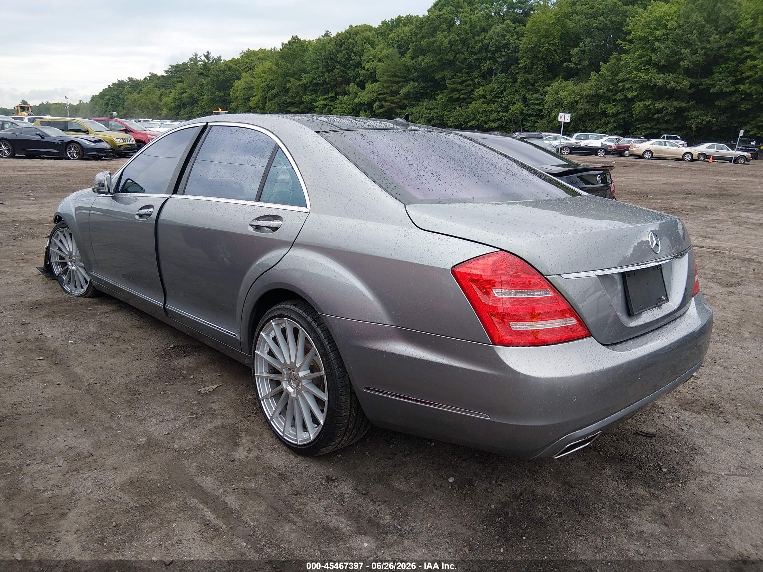 2013 Mercedes-benz S 550 4matic Silver vin: WDDNG9EB2DA535711