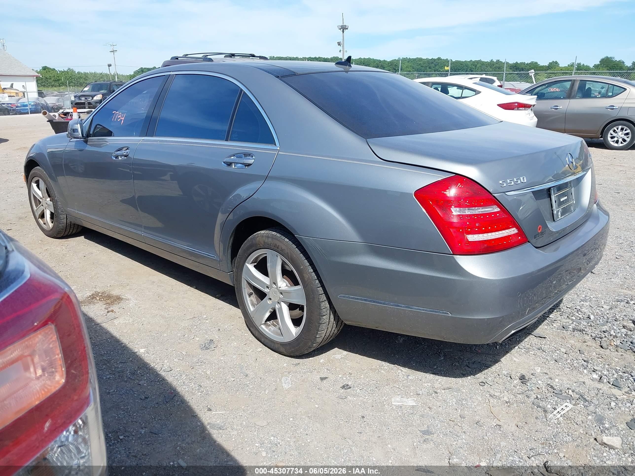 2013 Mercedes-benz S 550 4matic Silver vin: WDDNG9EB3DA501387