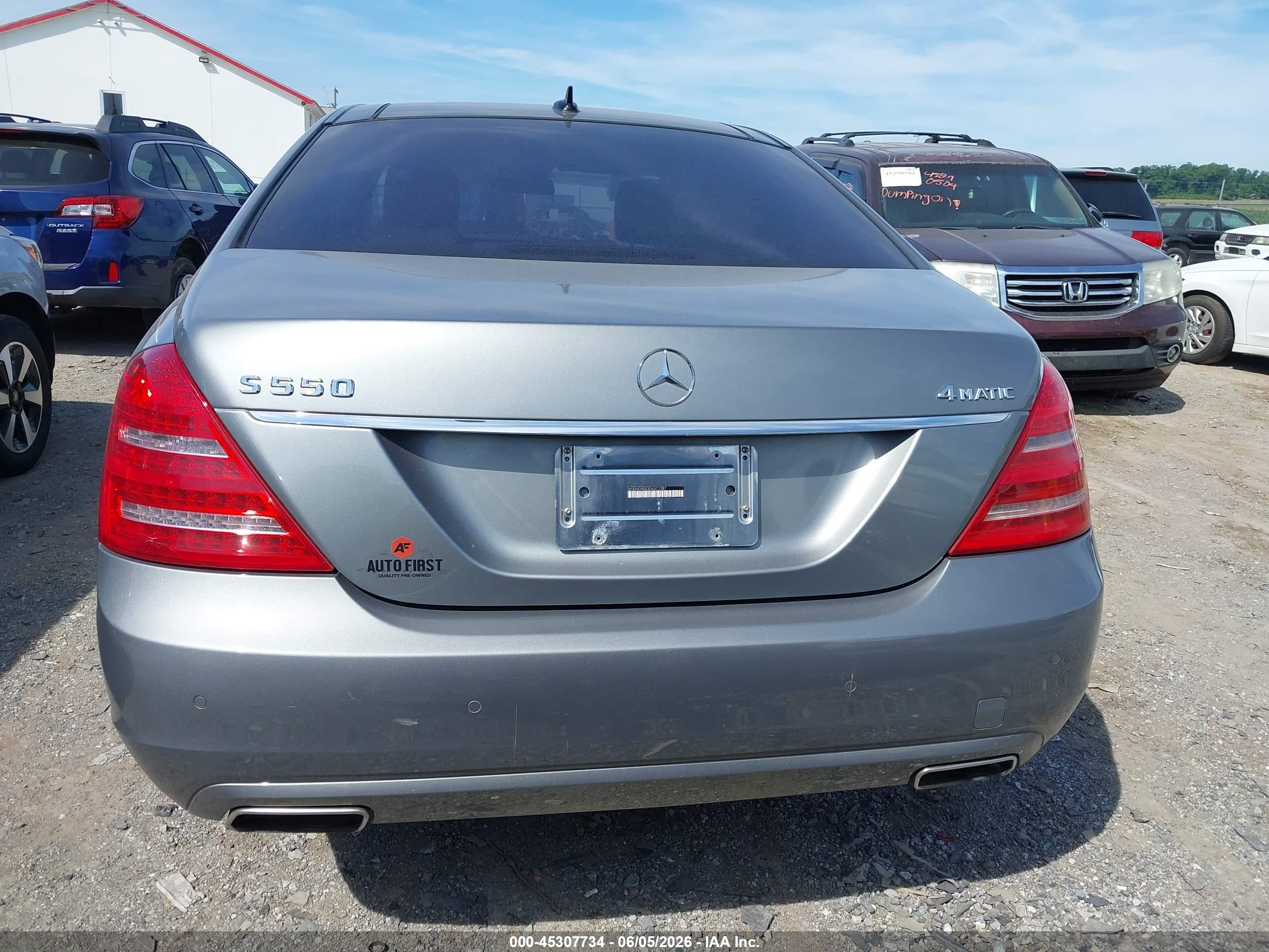 2013 Mercedes-benz S 550 4matic Silver vin: WDDNG9EB3DA501387