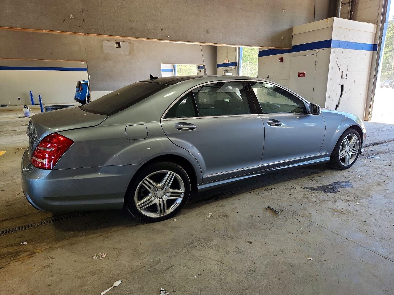 2013 Mercedes-benz S 550 4matic Серебряный vin: WDDNG9EB3DA509053