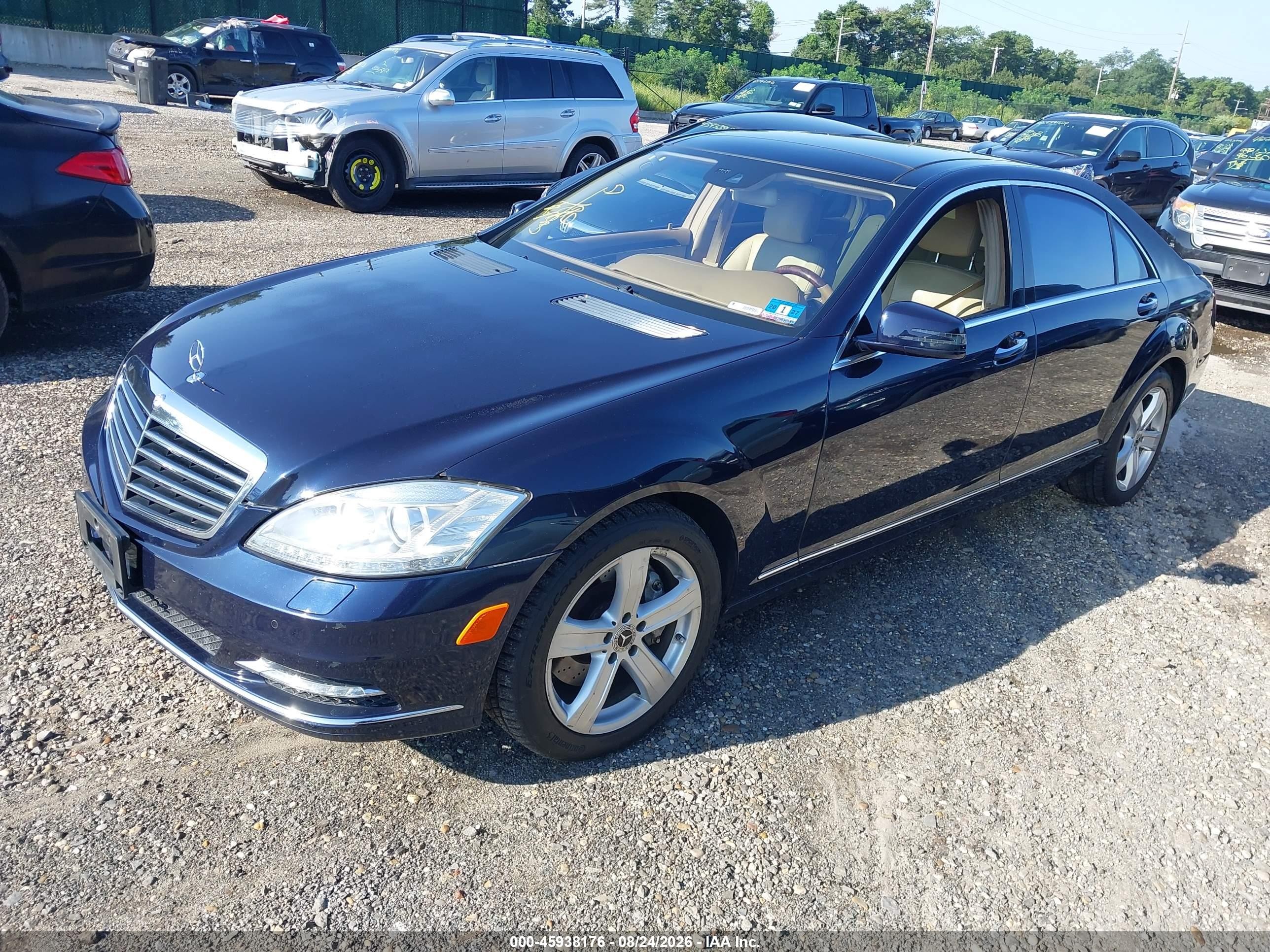 2013 Mercedes-benz S 550 4matic Синий vin: WDDNG9EB3DA528721
