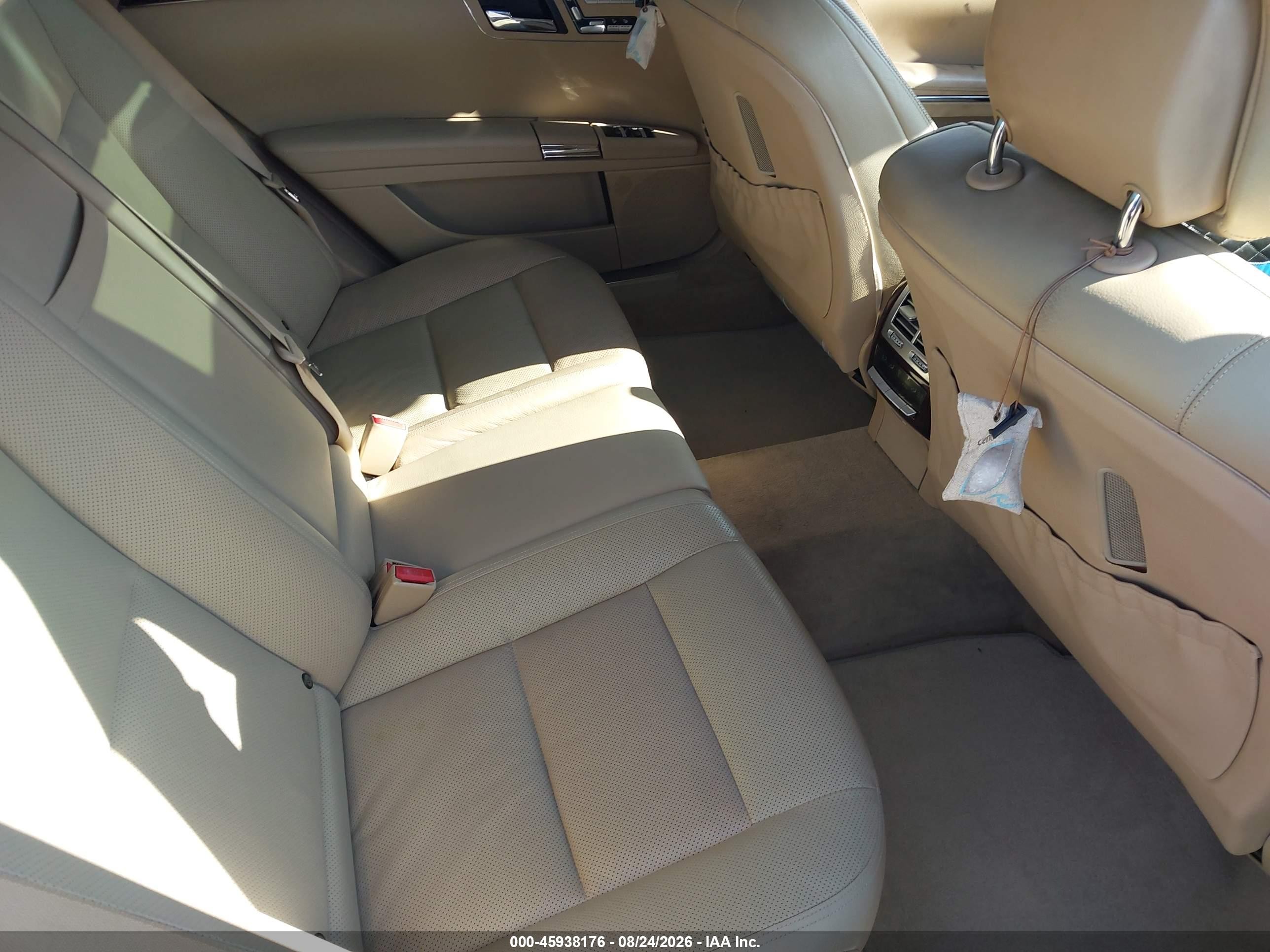 2013 Mercedes-benz S 550 4matic Синий vin: WDDNG9EB3DA528721