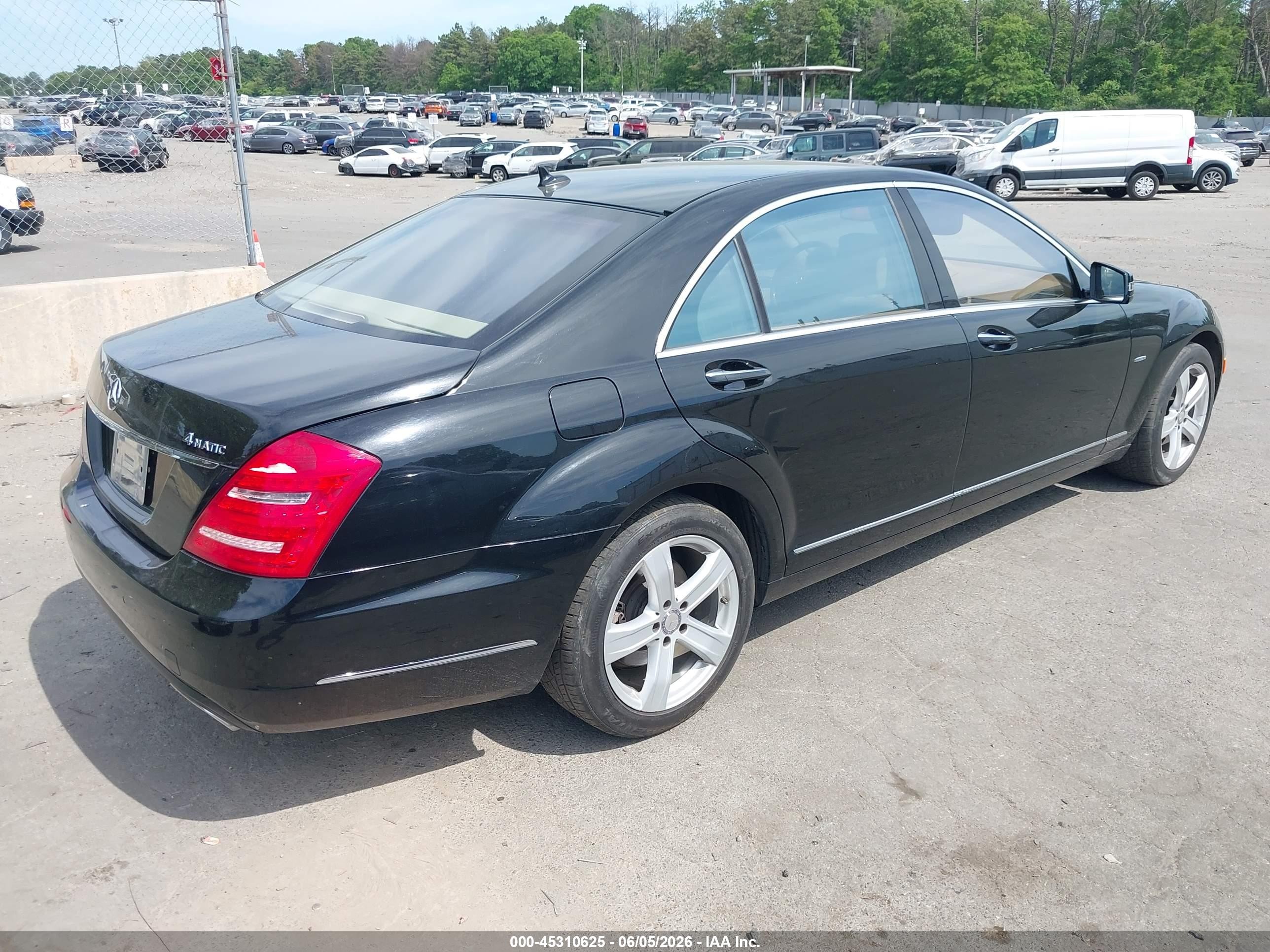 2012 Mercedes-benz S 550 4matic Black vin: WDDNG9EB4CA487515