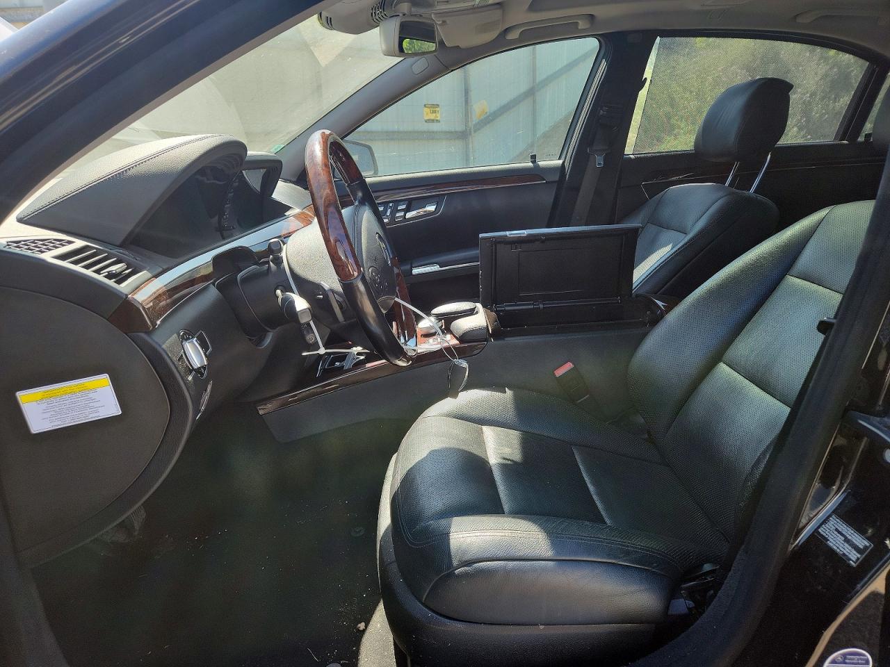 2013 Mercedes-benz S 550 4matic Черный vin: WDDNG9EB4DA507117