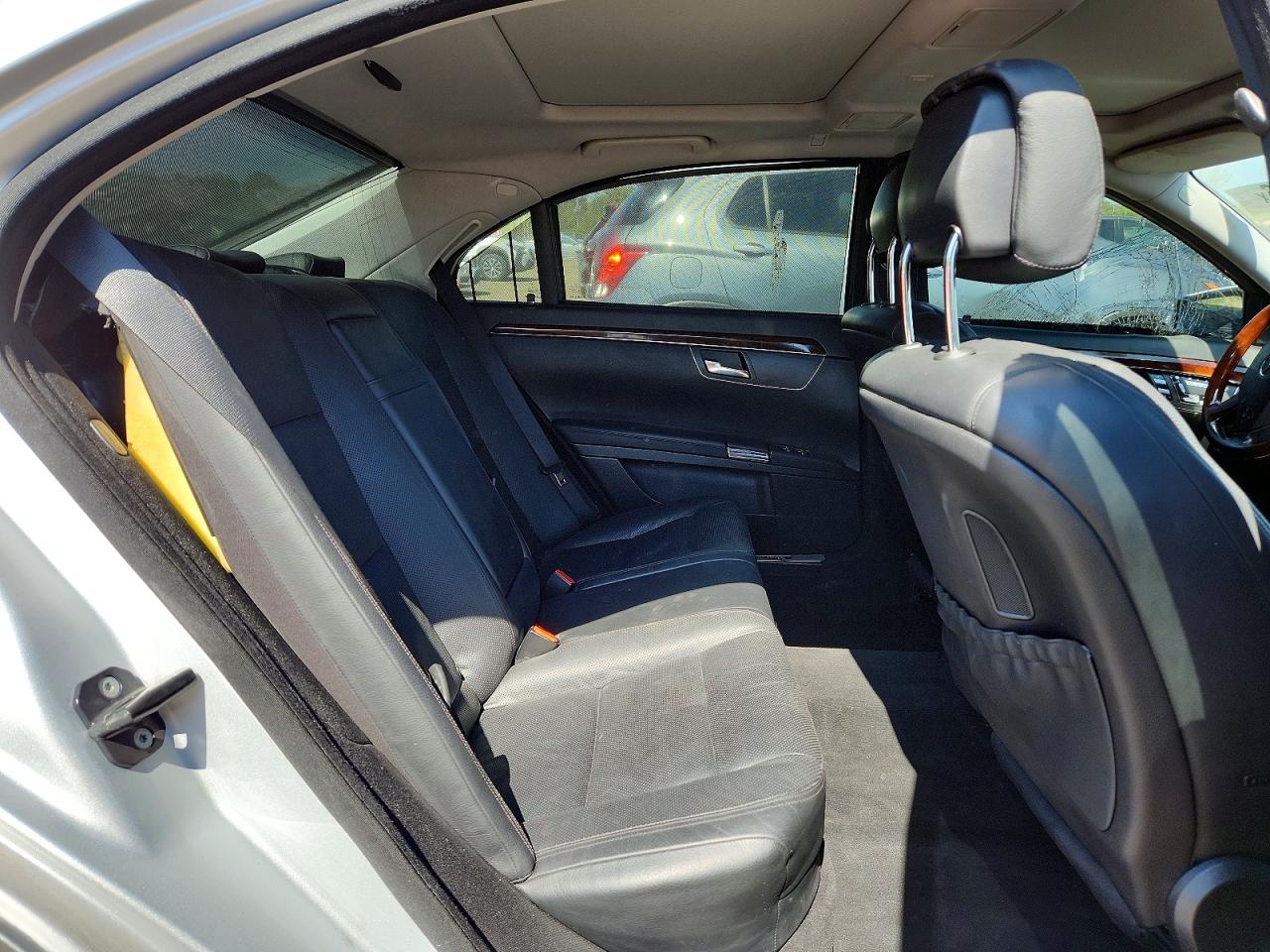 2013 Mercedes-benz S 550 4matic Gray vin: WDDNG9EB4DA532714