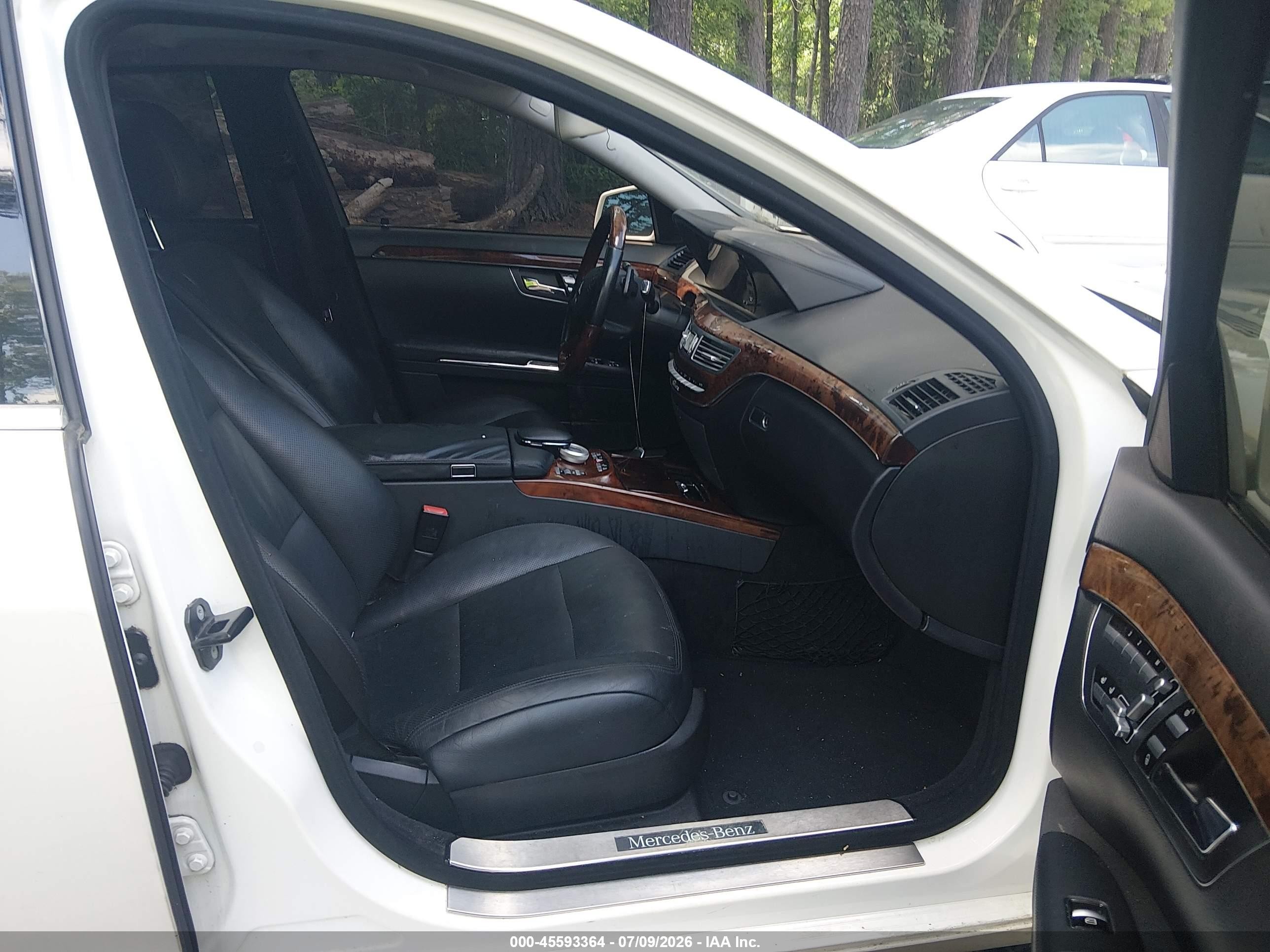 2013 Mercedes-benz S 550 4matic White vin: WDDNG9EB4DA534334