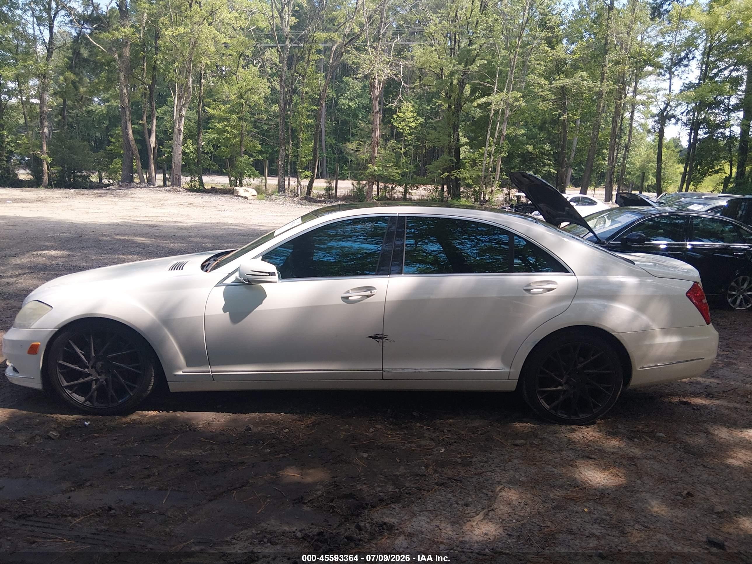 2013 Mercedes-benz S 550 4matic White vin: WDDNG9EB4DA534334
